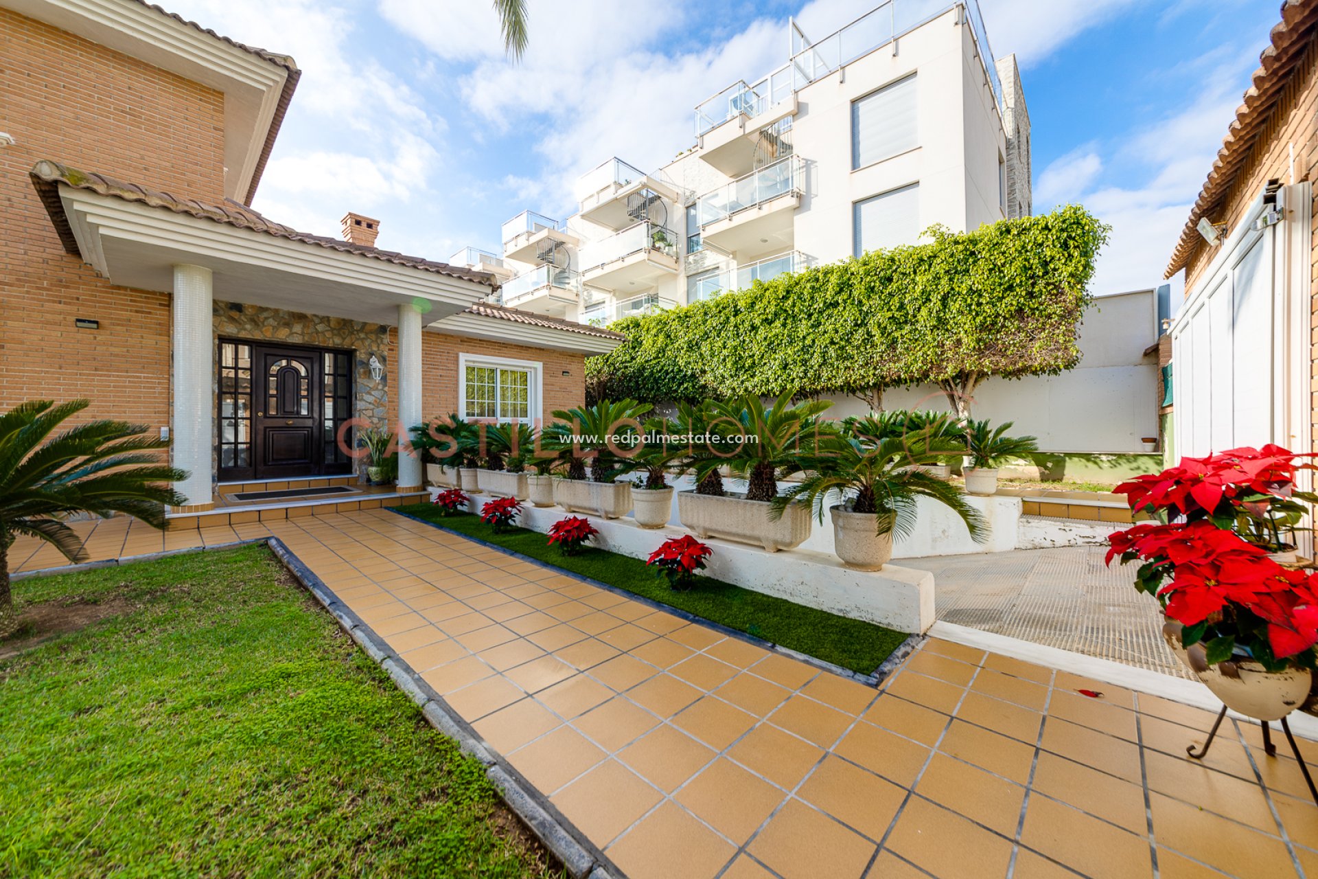 Reventa - Casa Adosada -
Torrevieja - La Veleta