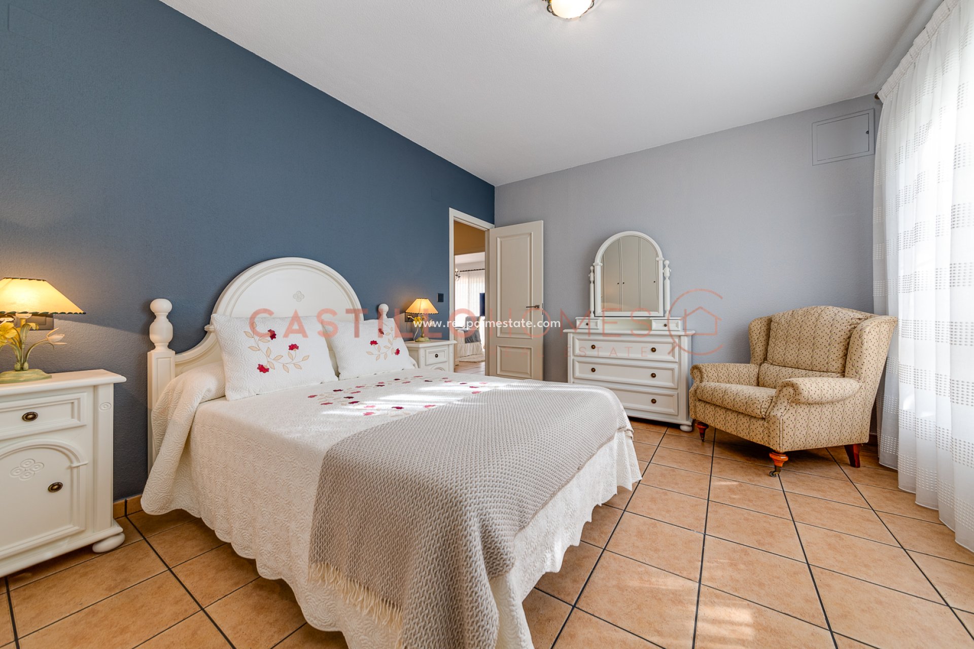 Reventa - Casa Adosada -
Torrevieja - La Veleta