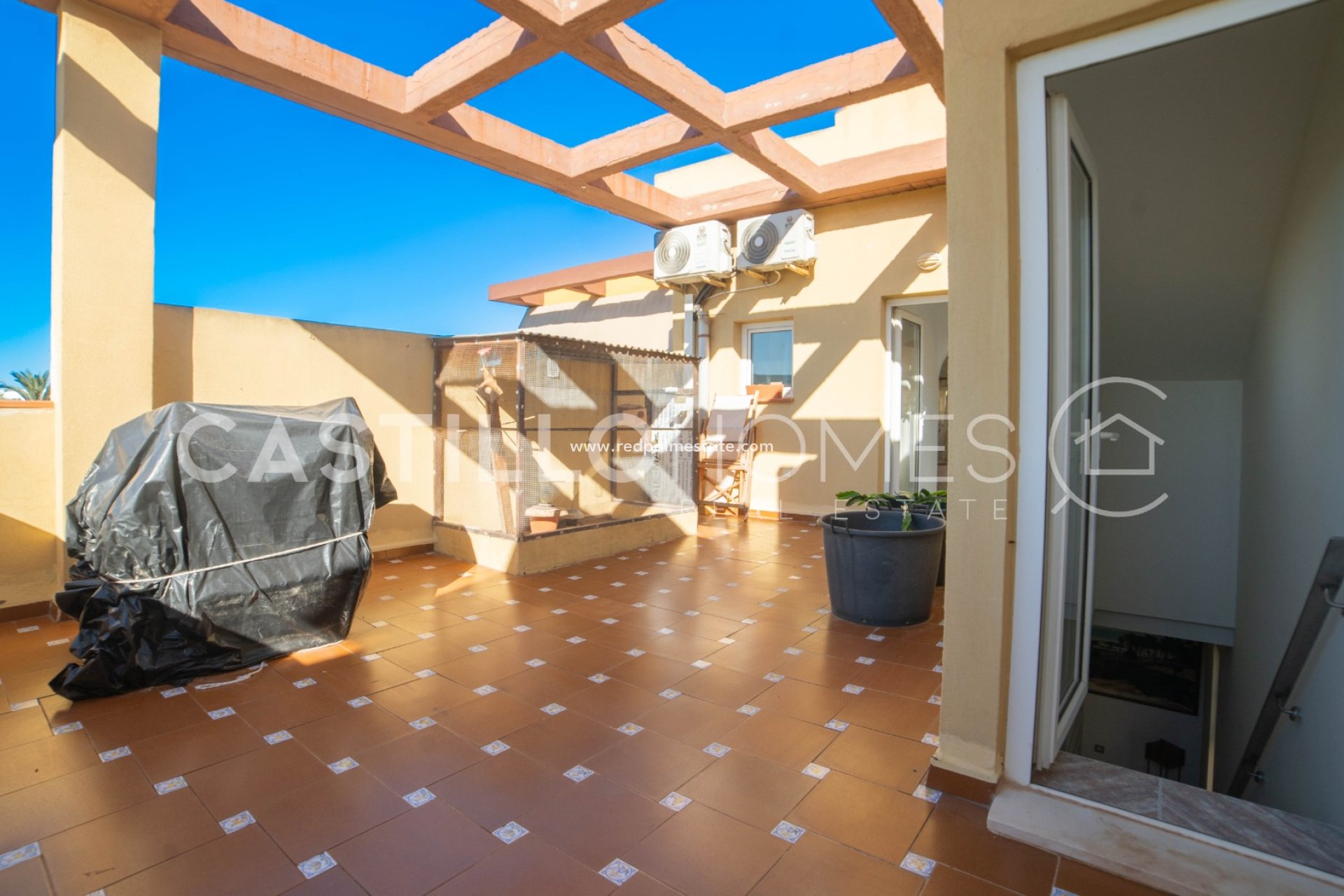 Reventa - Casa Adosada -
Torrevieja - La Veleta