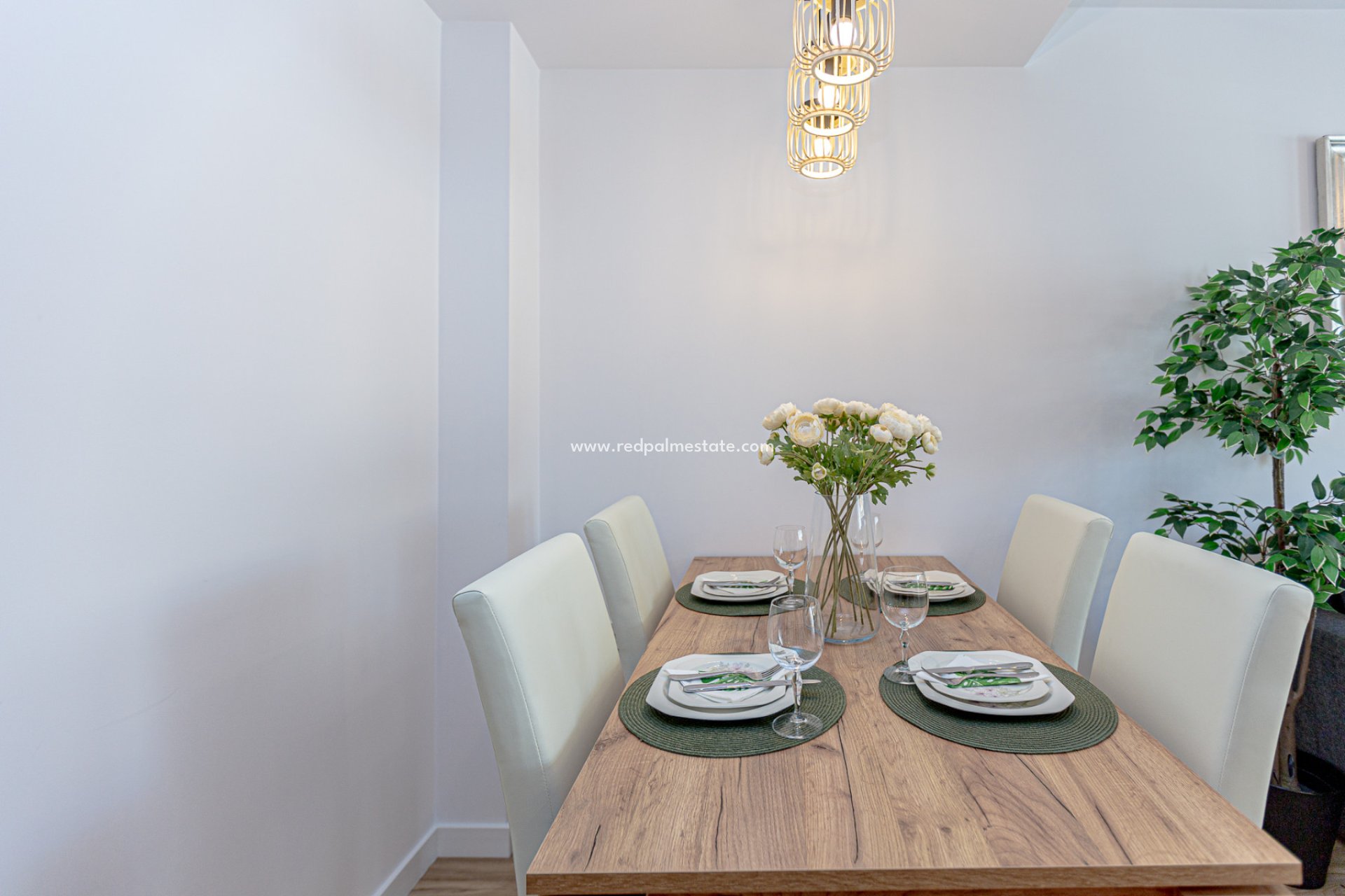 Reventa - Casa Adosada -
Torrevieja - Los Altos