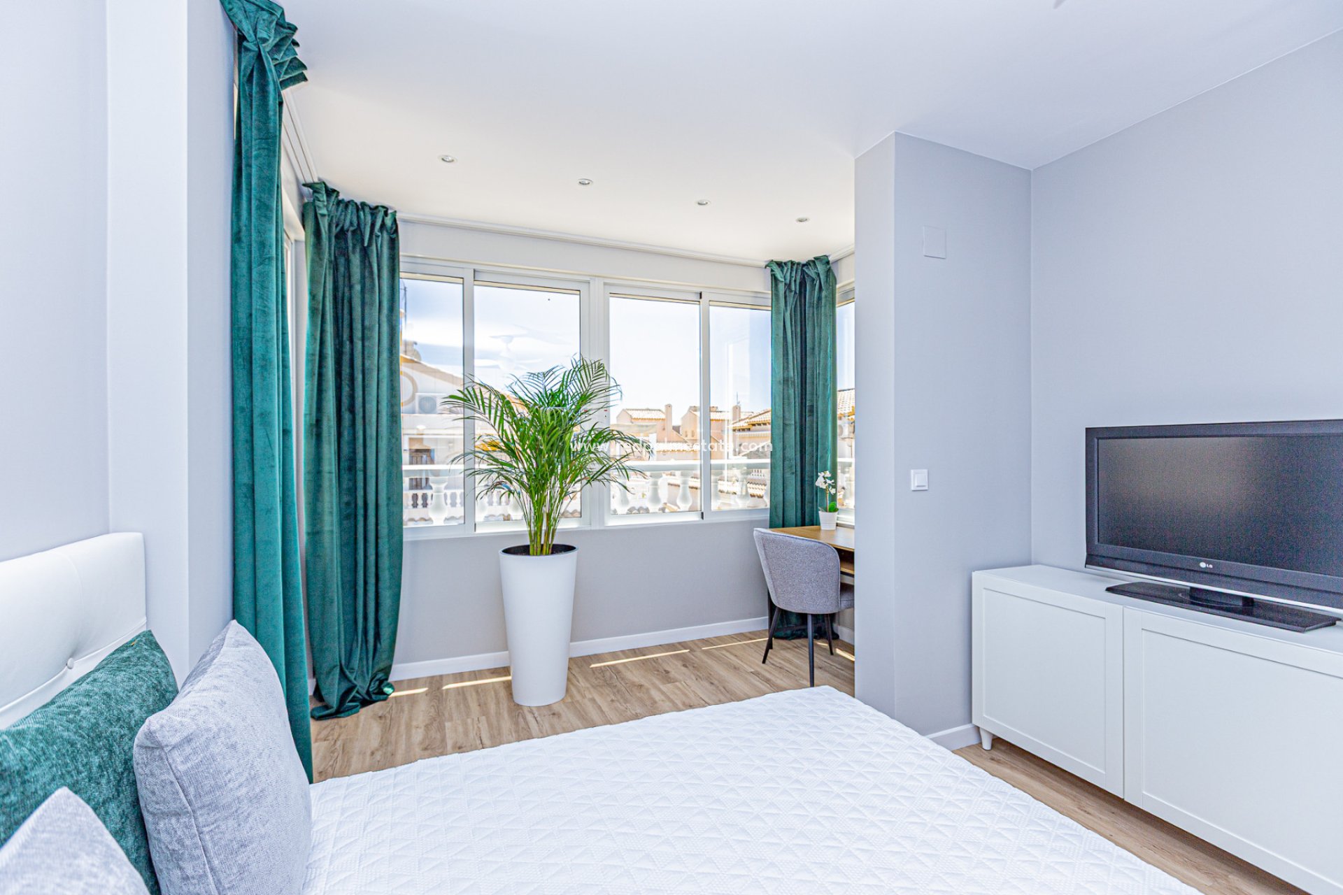 Reventa - Casa Adosada -
Torrevieja - Los Altos