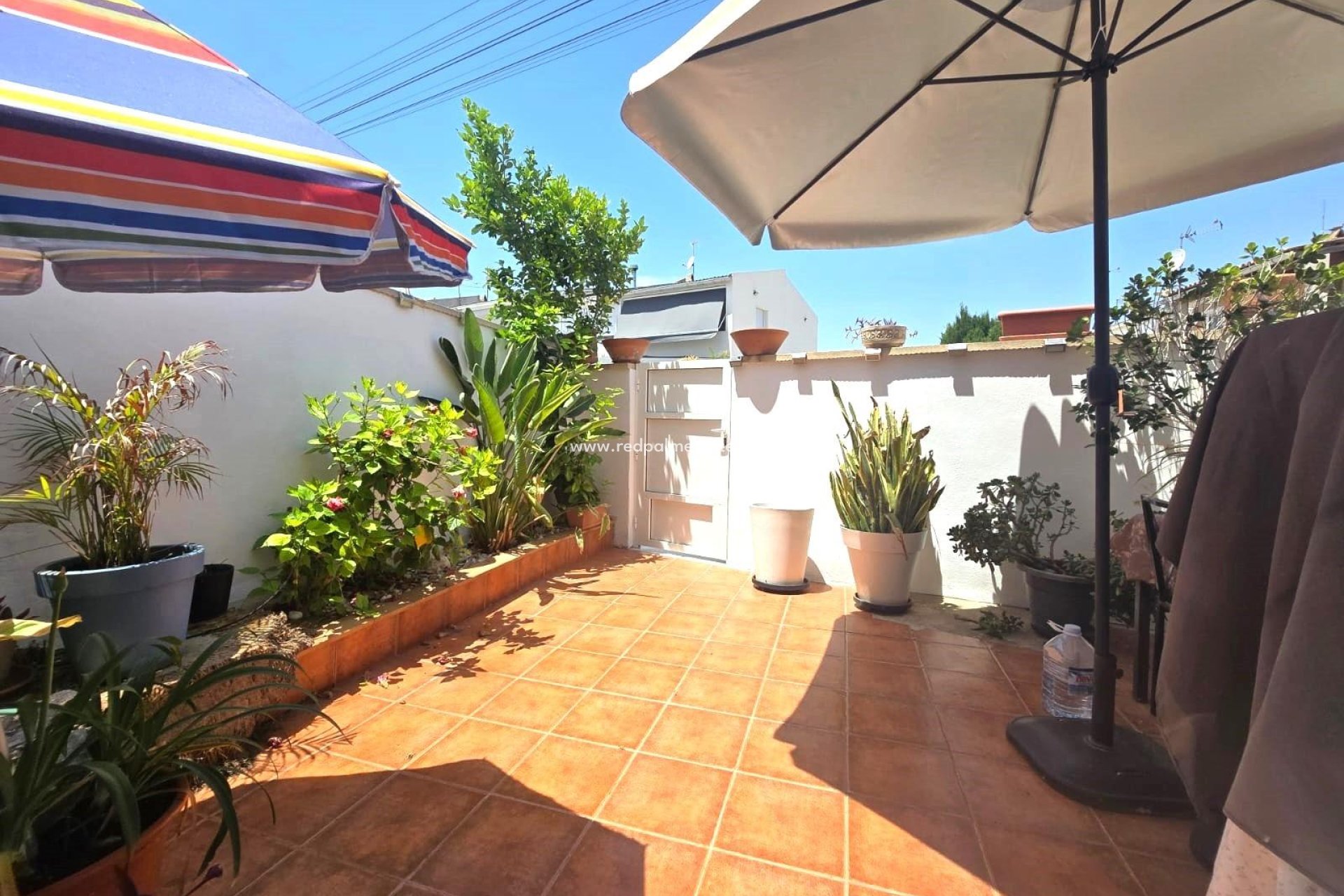 Reventa - Casa Adosada -
Torrevieja - Los balcones