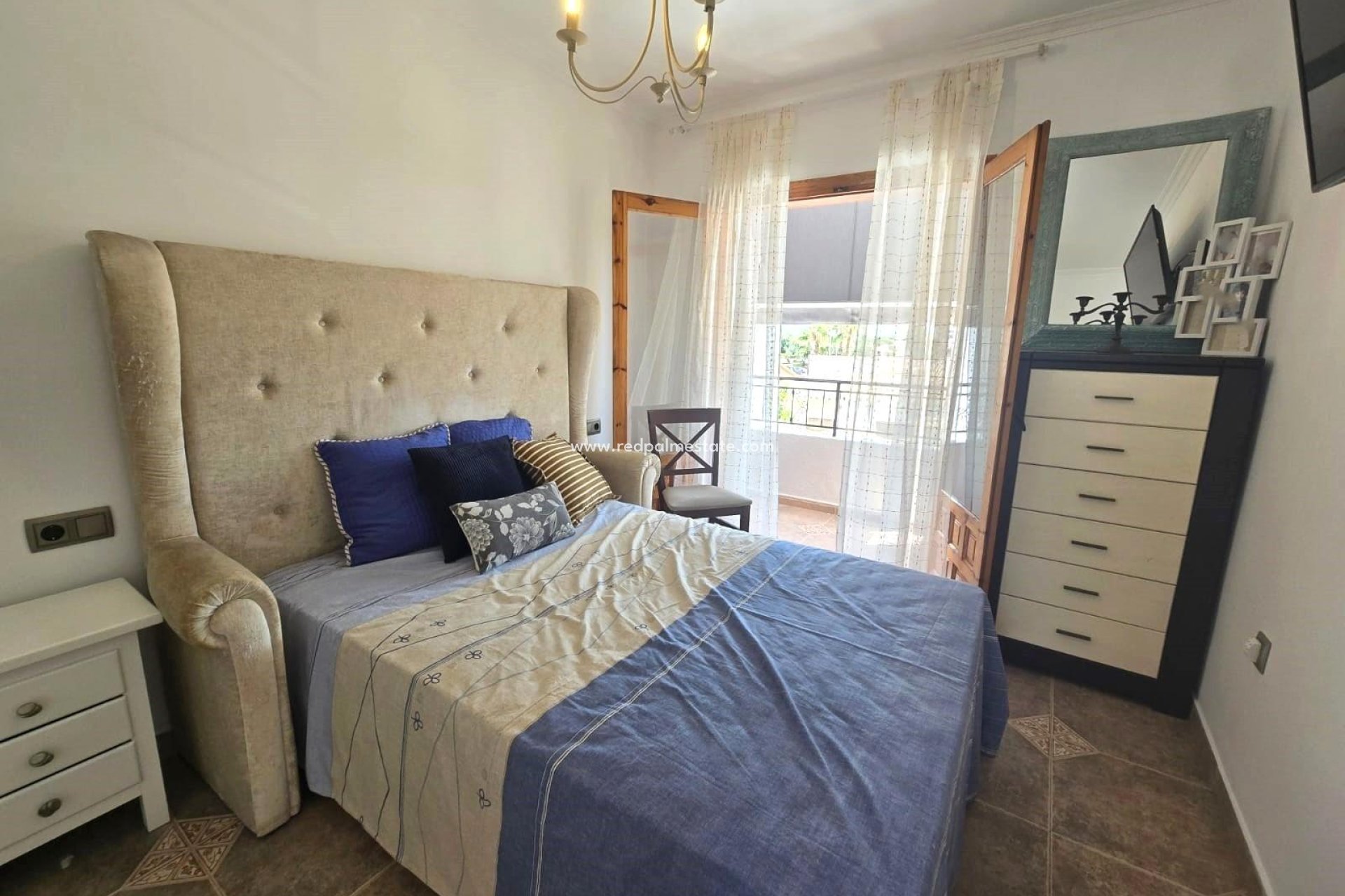 Reventa - Casa Adosada -
Torrevieja - Los balcones