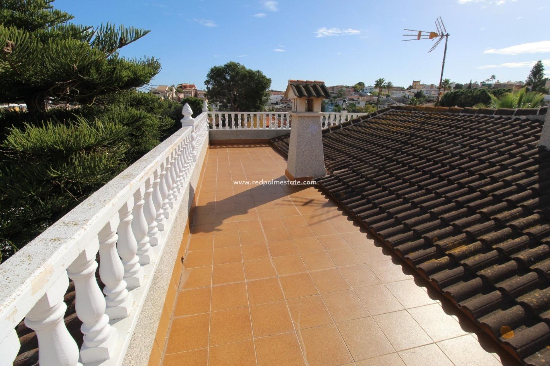 Reventa - Casa Adosada -
Torrevieja - Los balcones