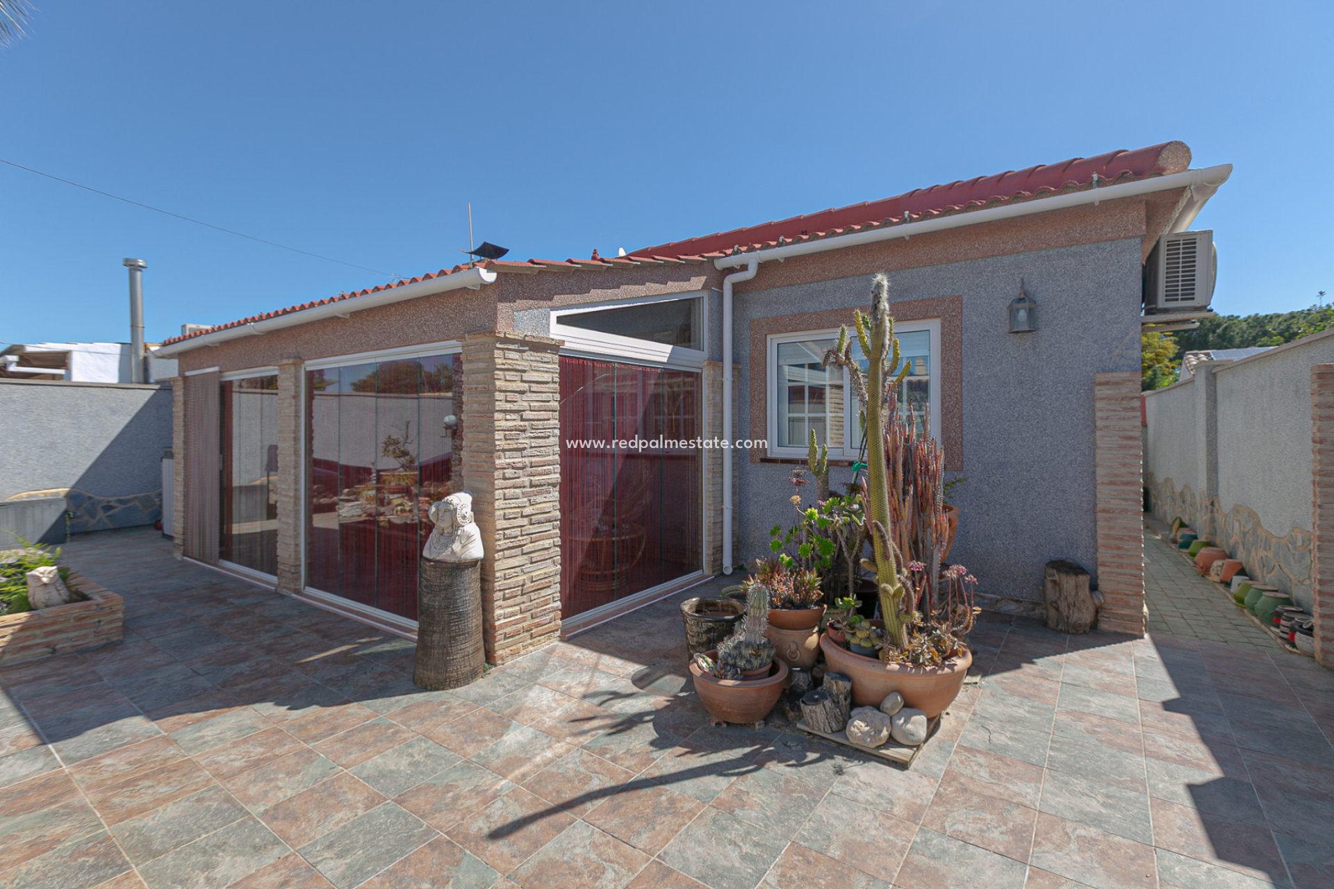 Reventa - Casa Adosada -
Torrevieja - Los Balcones