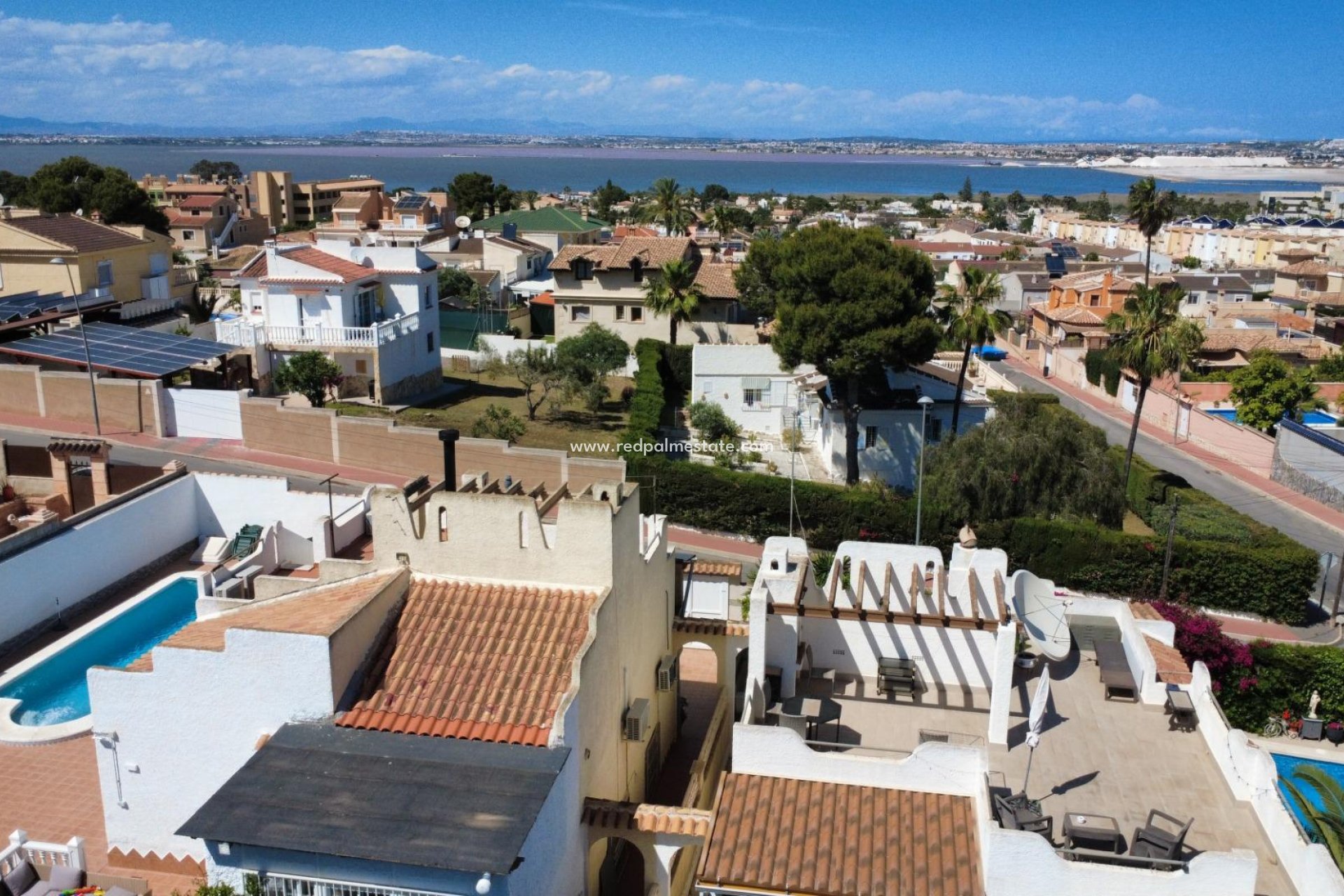 Reventa - Casa Adosada -
Torrevieja - Los balcones