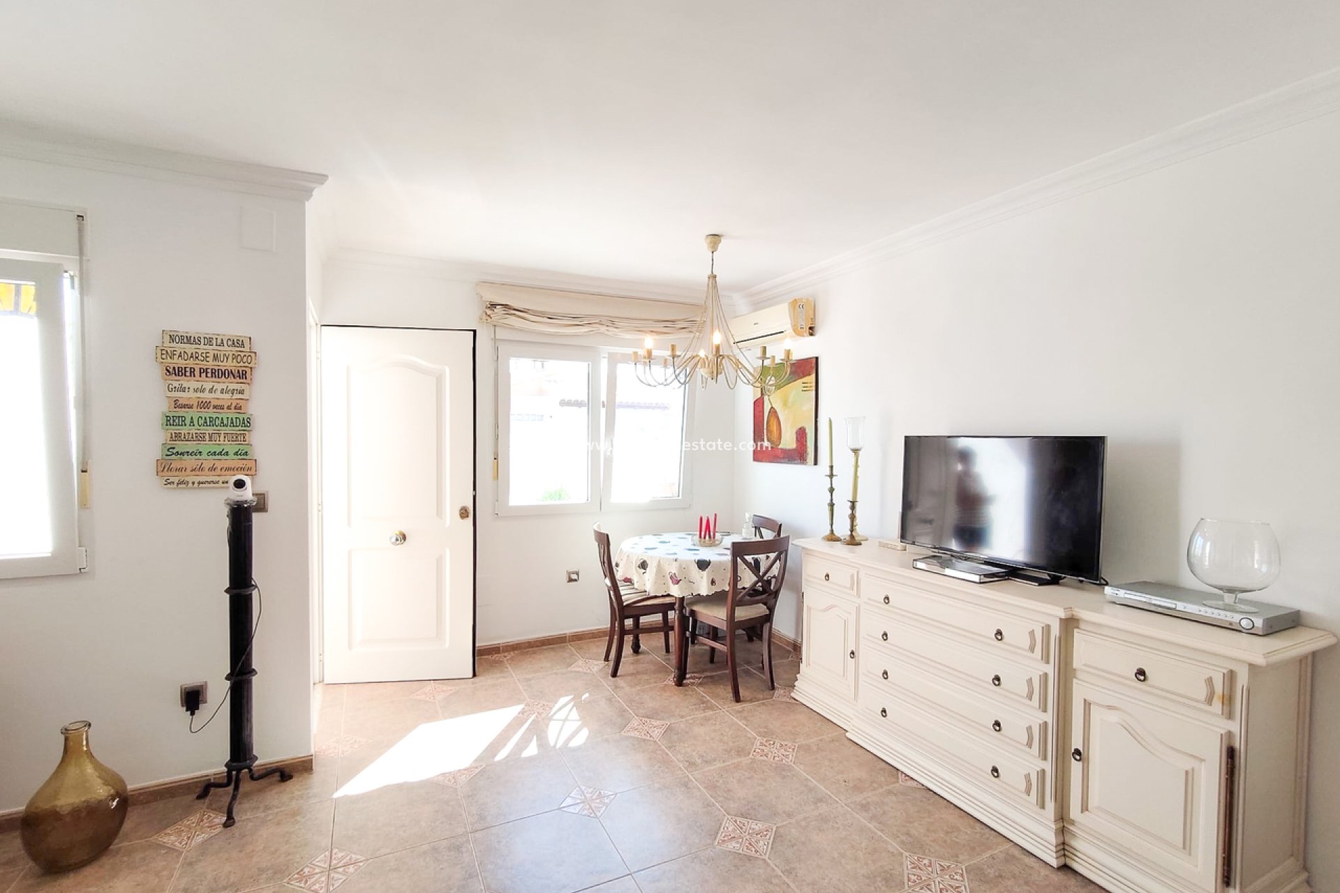 Reventa - Casa Adosada -
Torrevieja - Los balcones