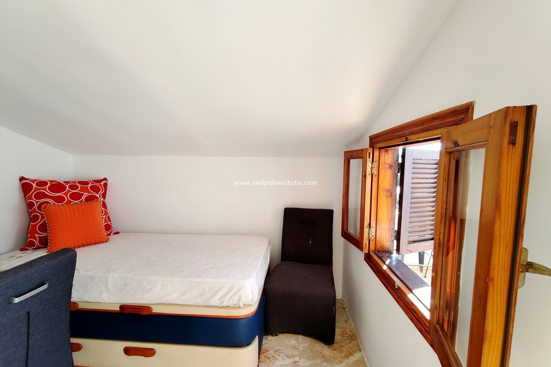 Reventa - Casa Adosada -
Torrevieja - Los balcones