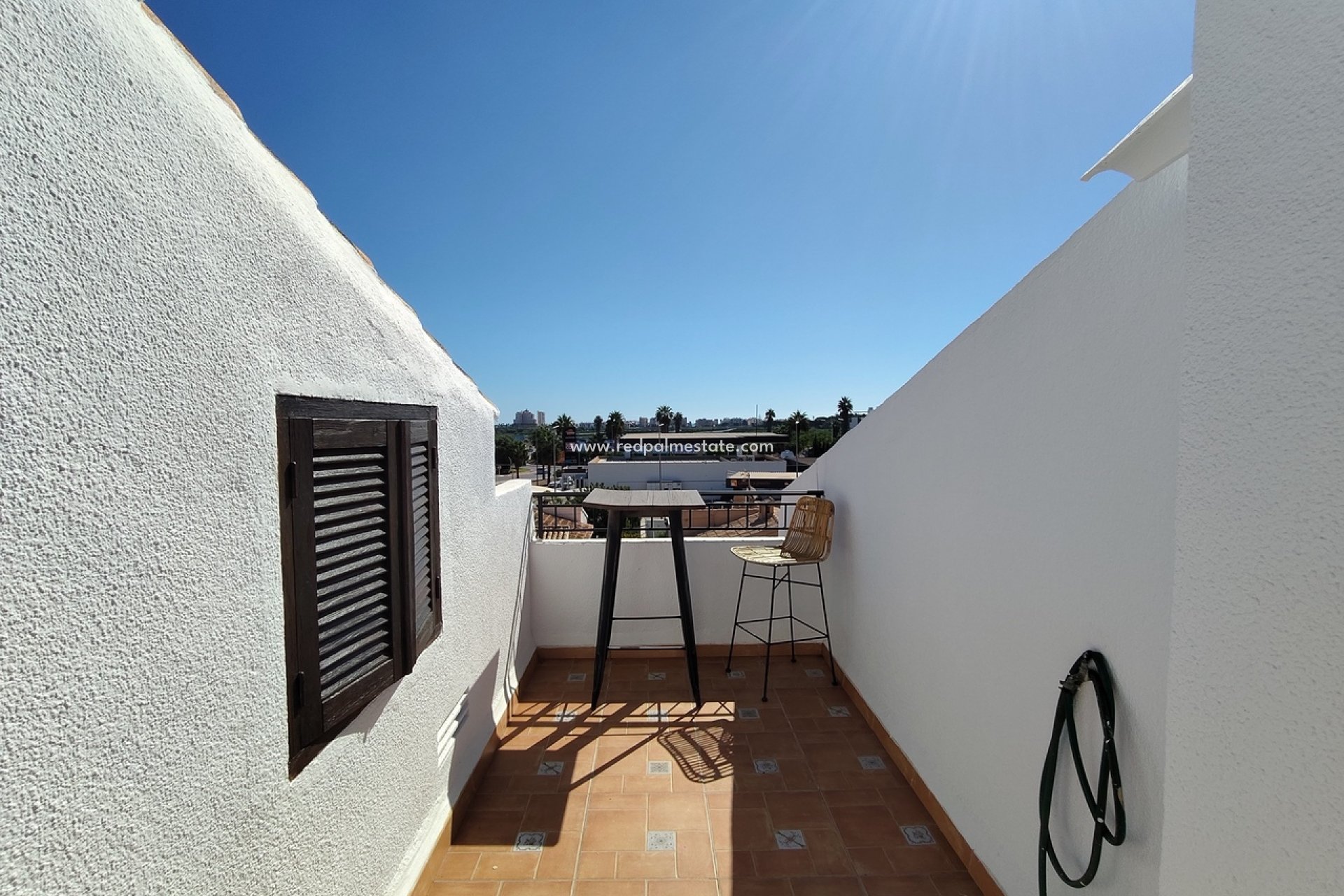 Reventa - Casa Adosada -
Torrevieja - Los balcones