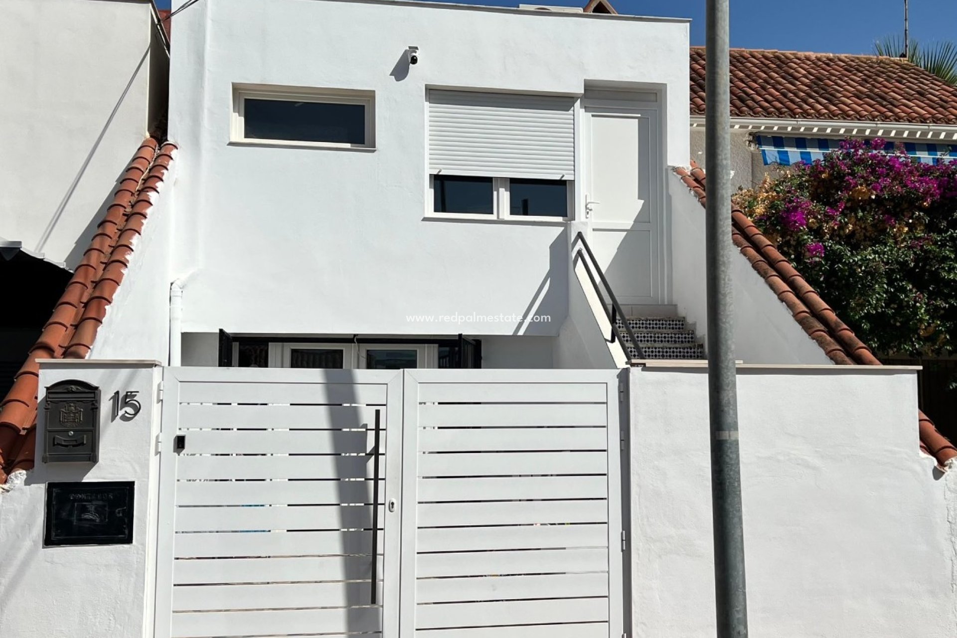 Reventa - Casa Adosada -
Torrevieja - Los balcones