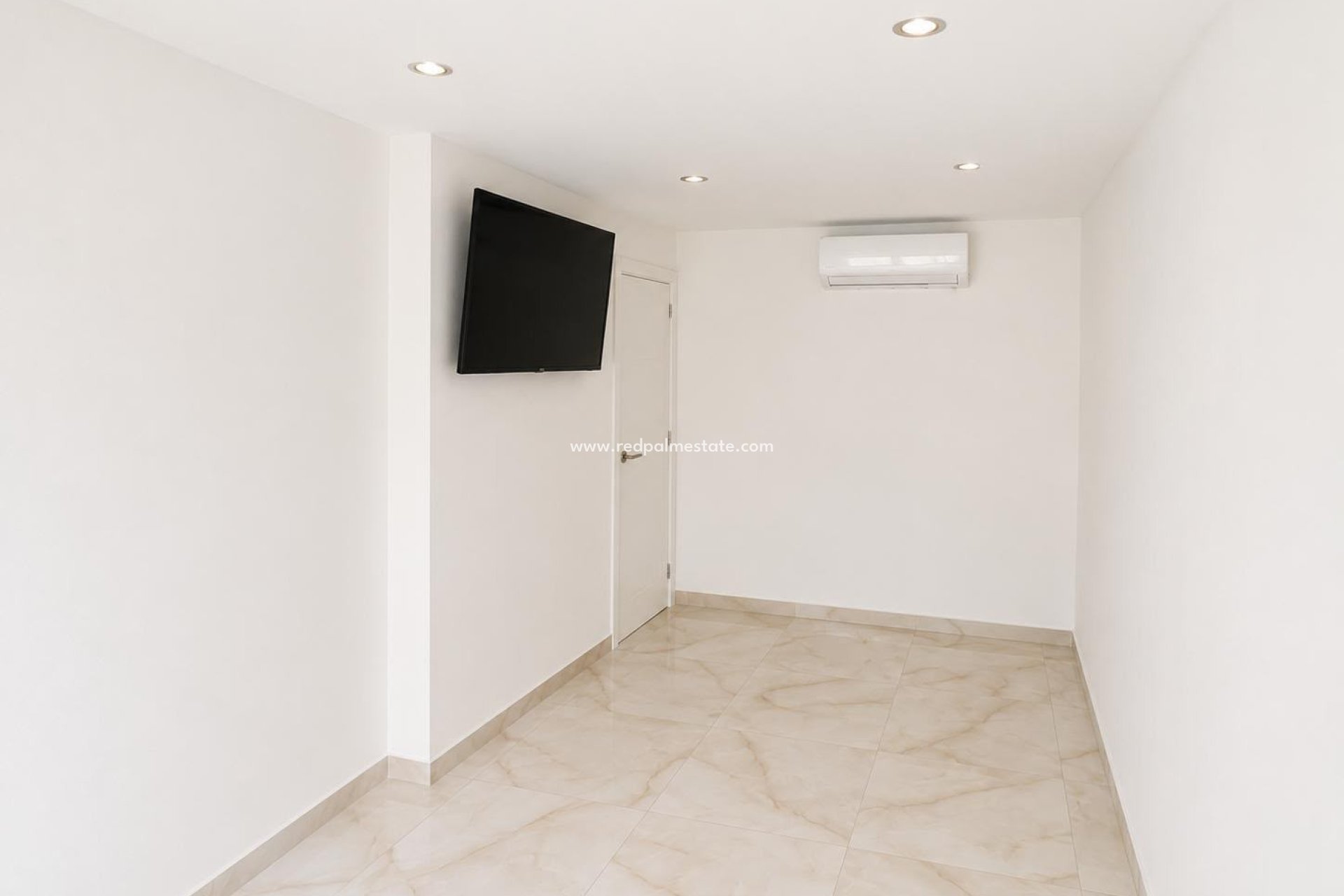 Reventa - Casa Adosada -
Torrevieja - Los balcones