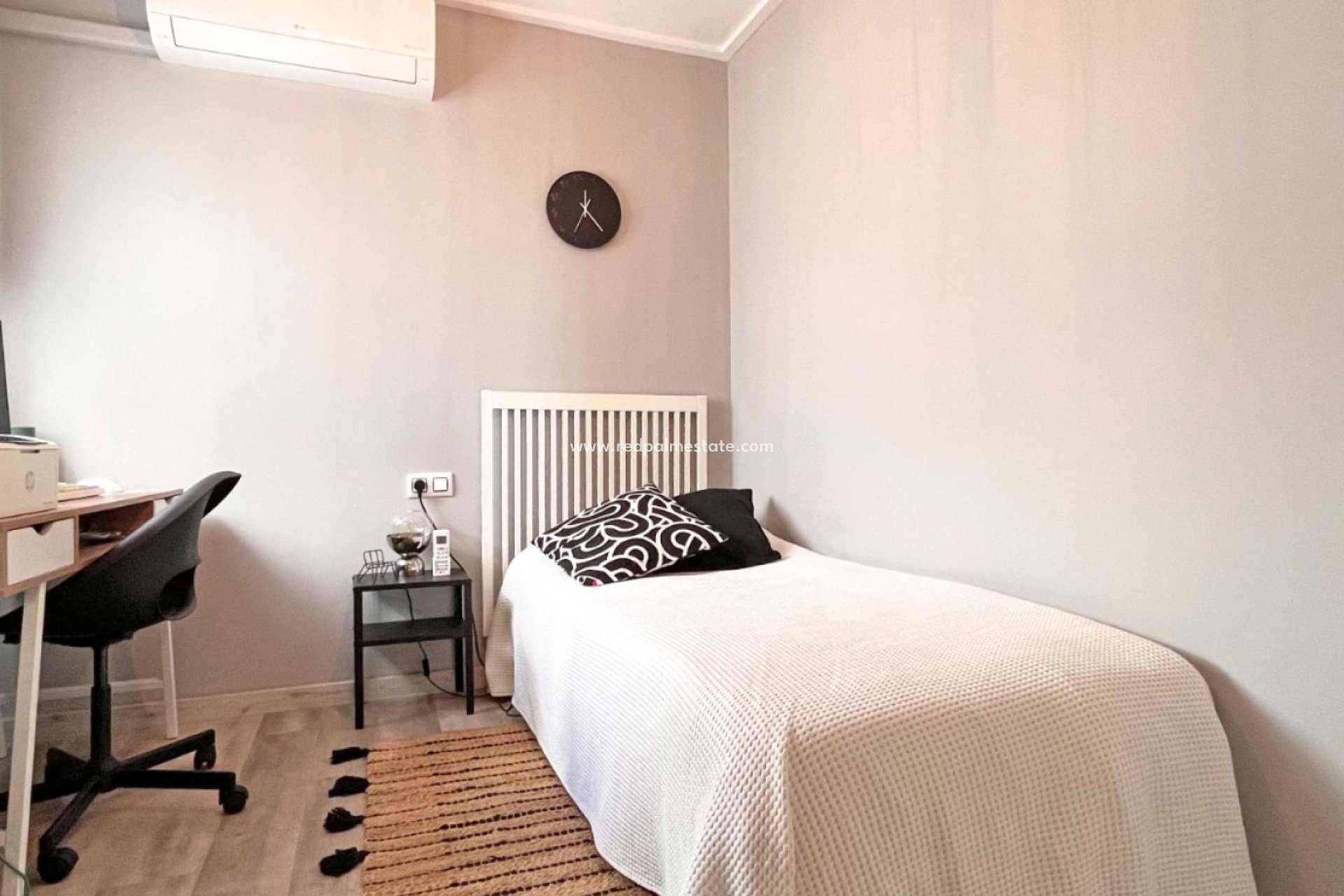 Reventa - Casa Adosada -
Torrevieja - Los balcones