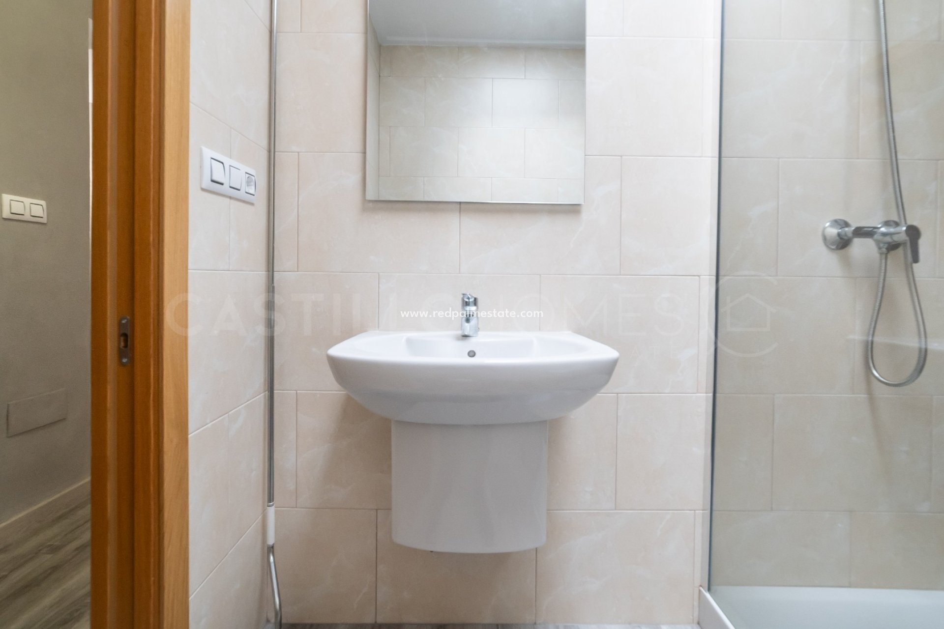 Reventa - Casa Adosada -
Torrevieja - Los balcones