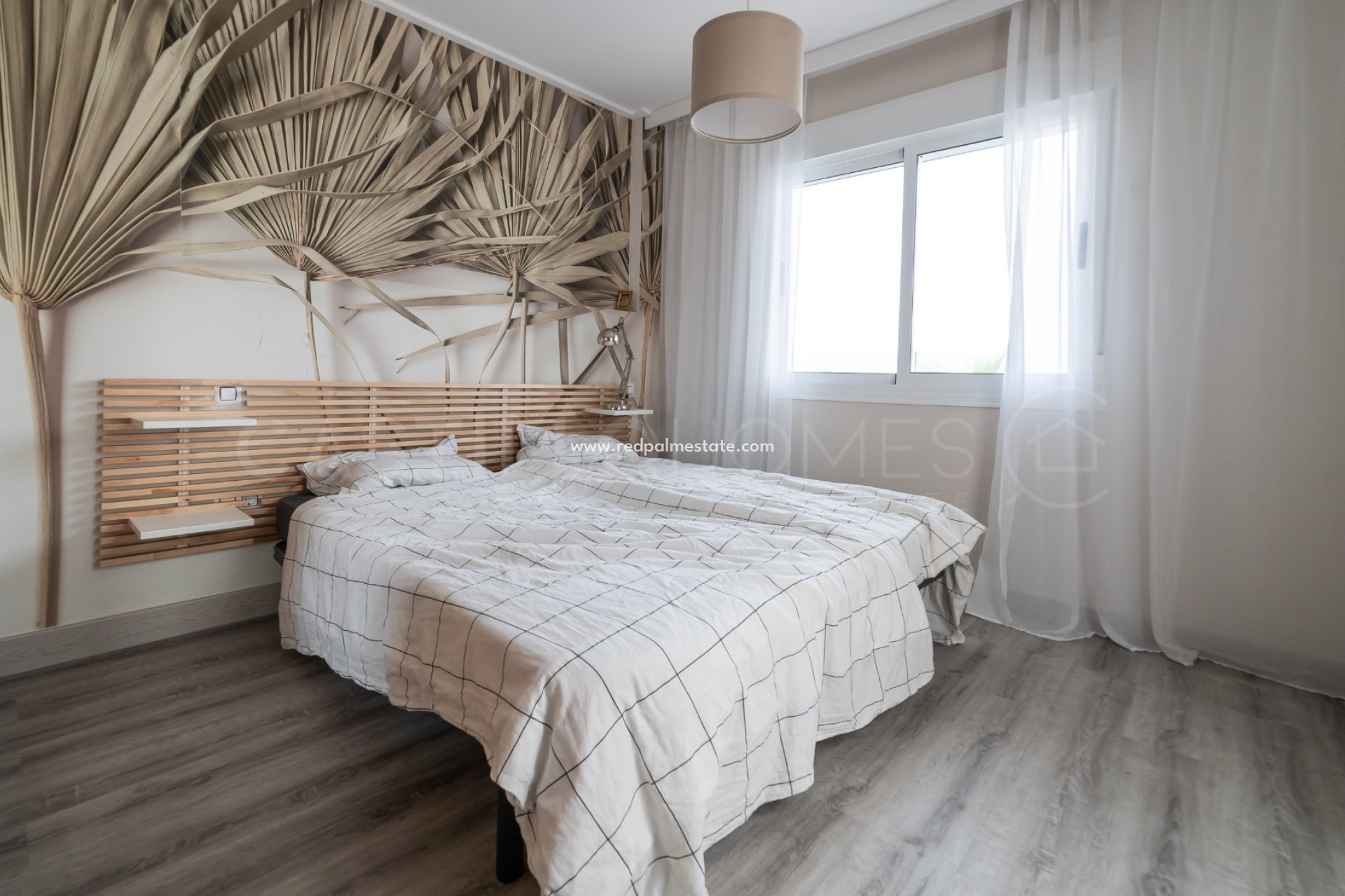 Reventa - Casa Adosada -
Torrevieja - Los balcones