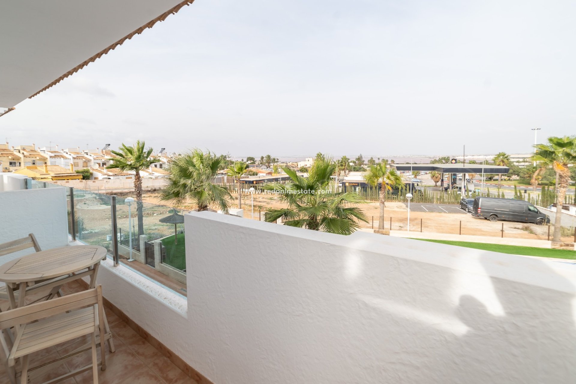 Reventa - Casa Adosada -
Torrevieja - Los balcones