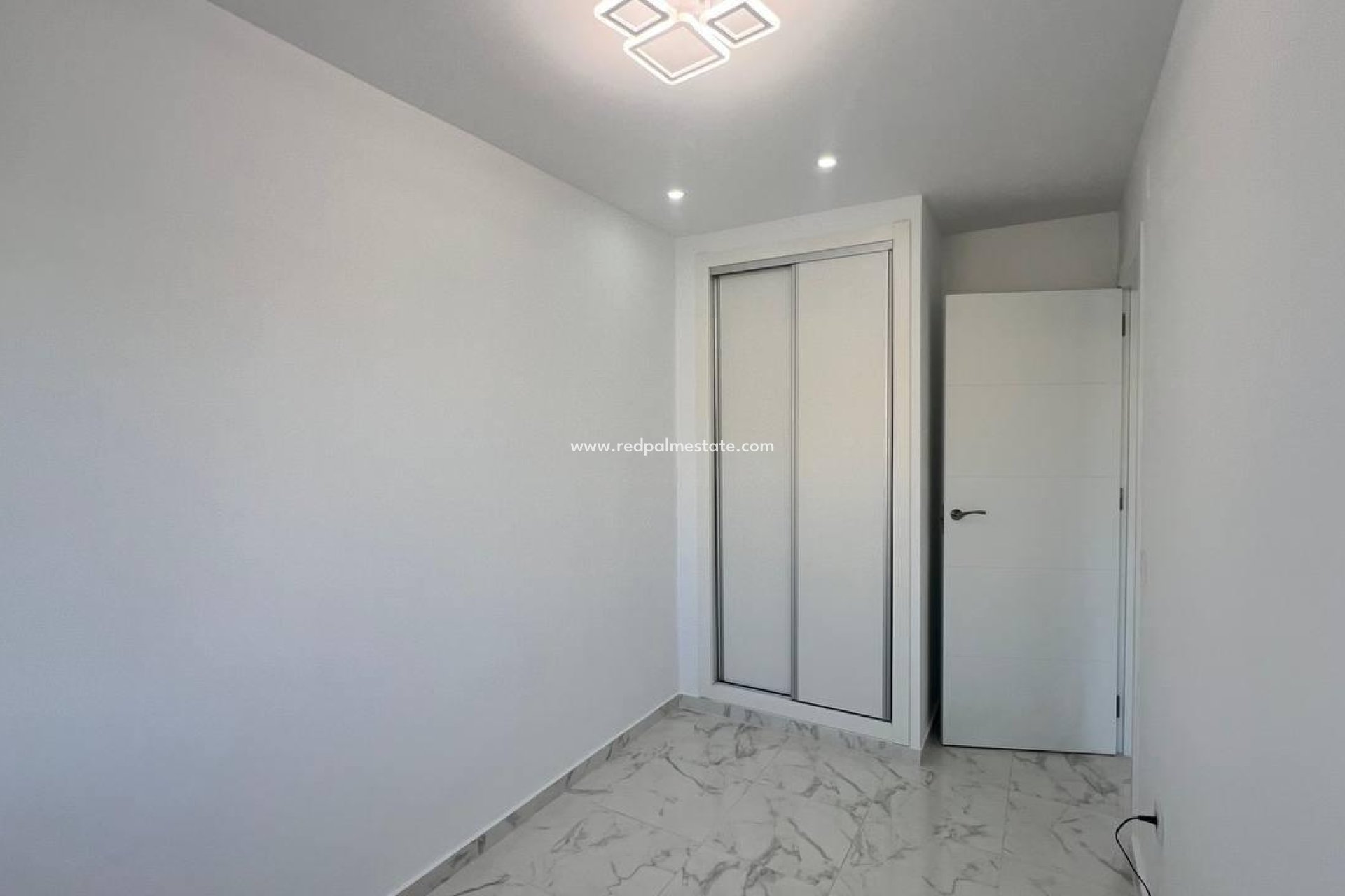 Reventa - Casa Adosada -
Torrevieja - Los balcones