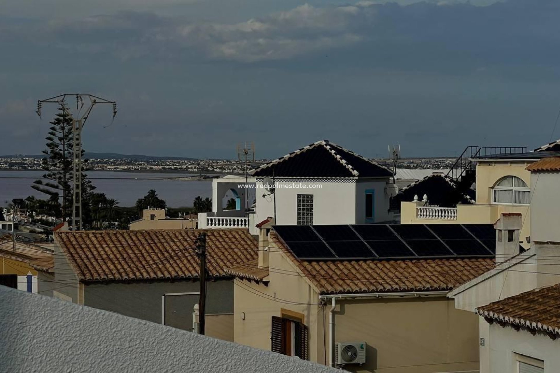 Reventa - Casa Adosada -
Torrevieja - Los balcones