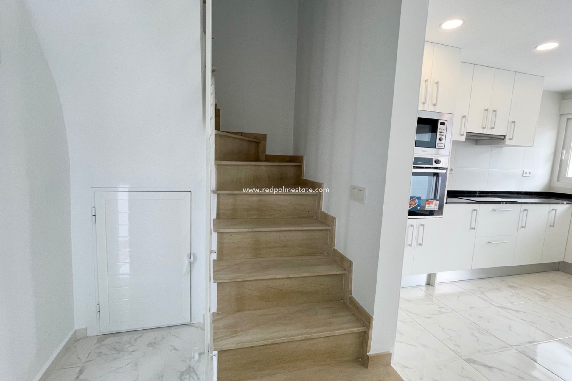 Reventa - Casa Adosada -
Torrevieja - Los balcones