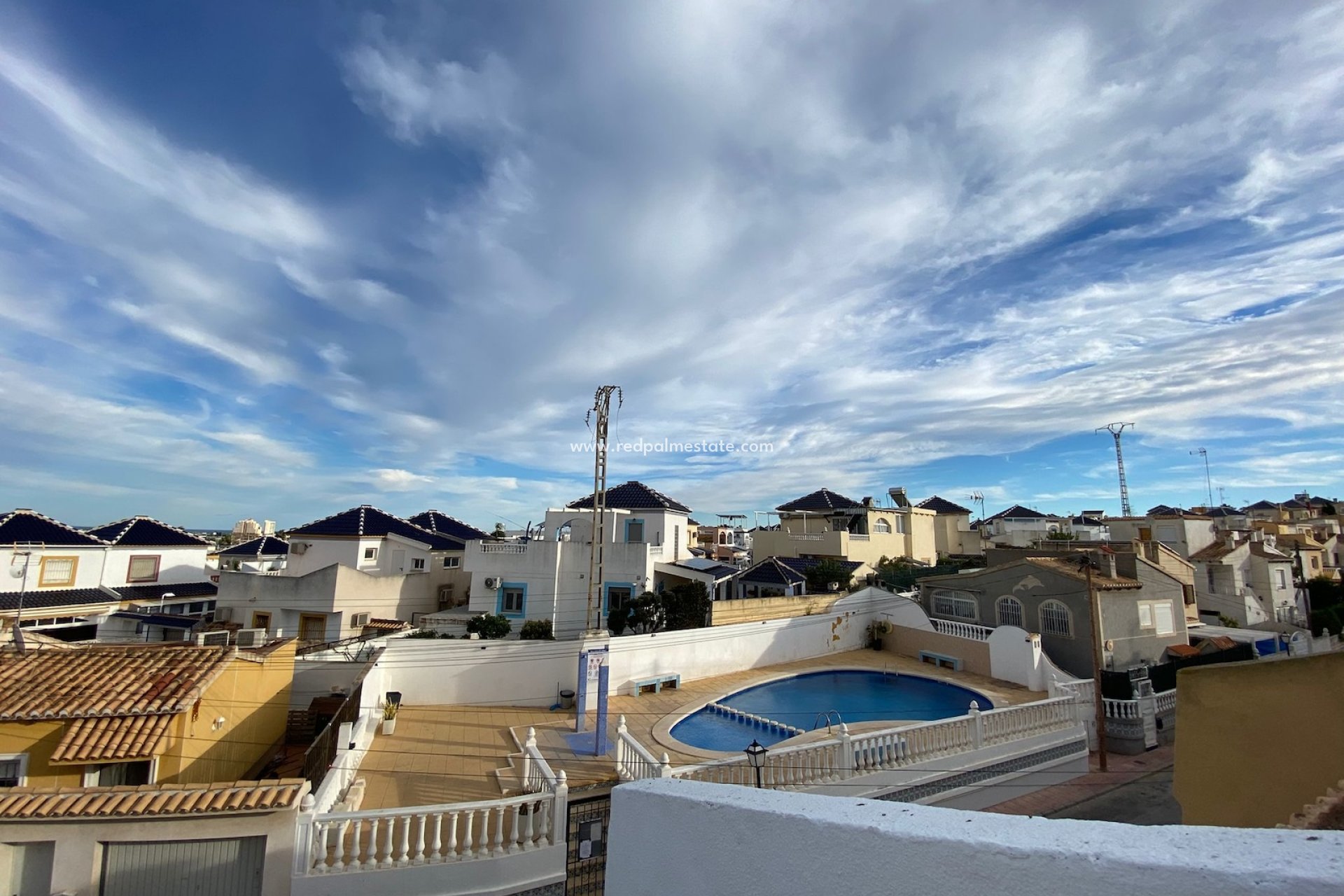 Reventa - Casa Adosada -
Torrevieja - Los balcones