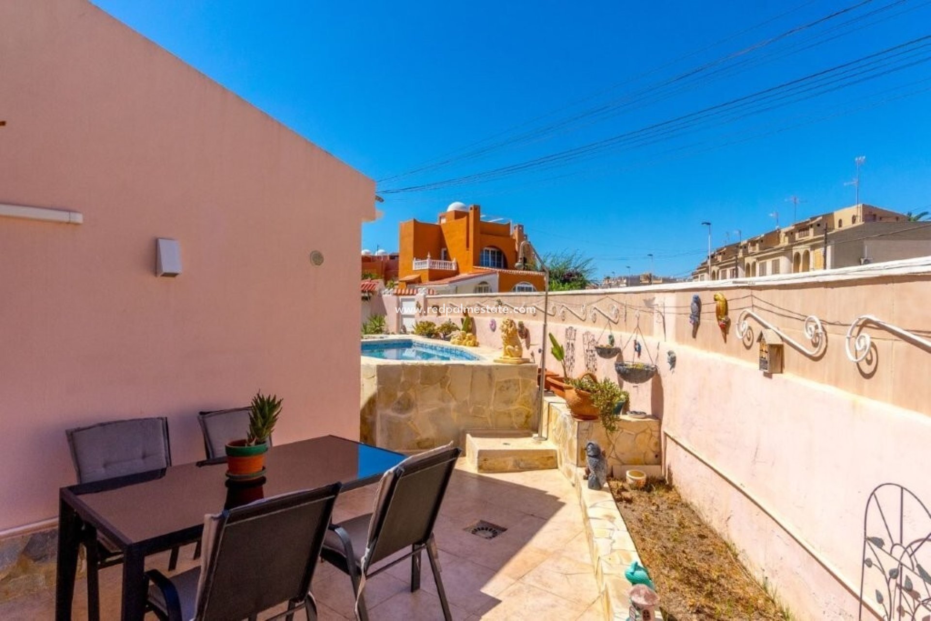 Reventa - Casa Adosada -
Torrevieja - Los Frutales/ La Rosaleda