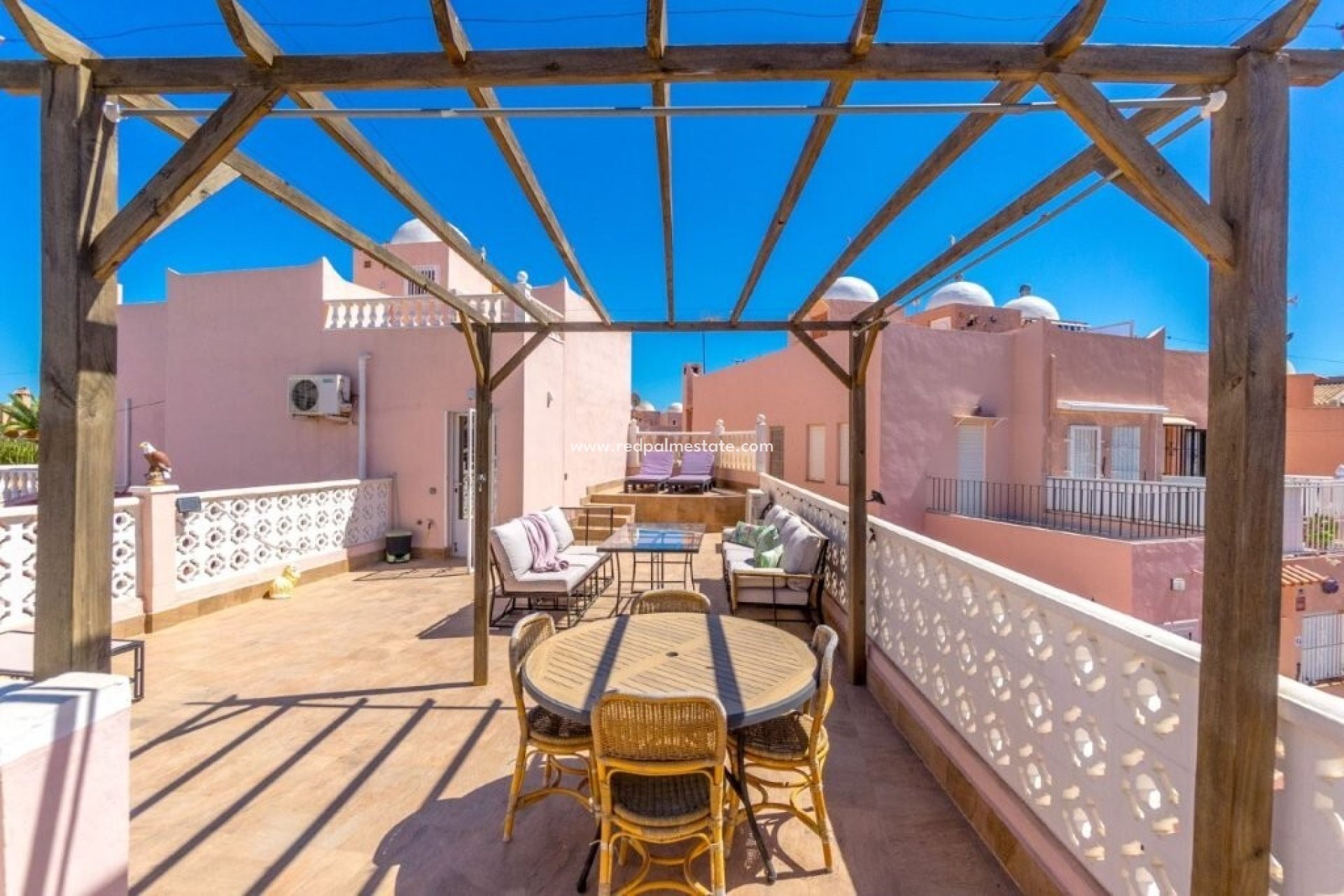 Reventa - Casa Adosada -
Torrevieja - Los Frutales/ La Rosaleda