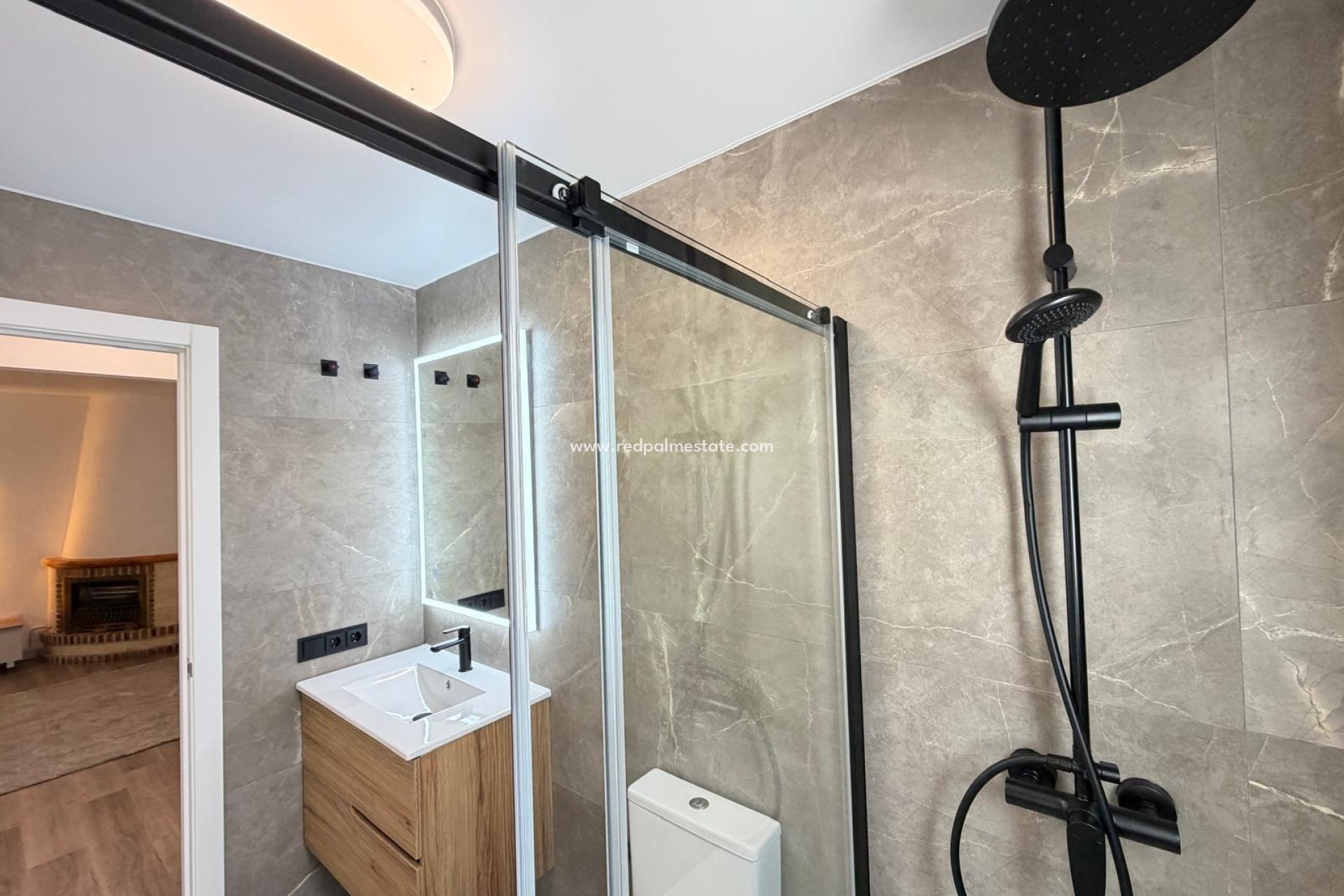 Reventa - Casa Adosada -
Torrevieja - Miramar - Torre Del Moro