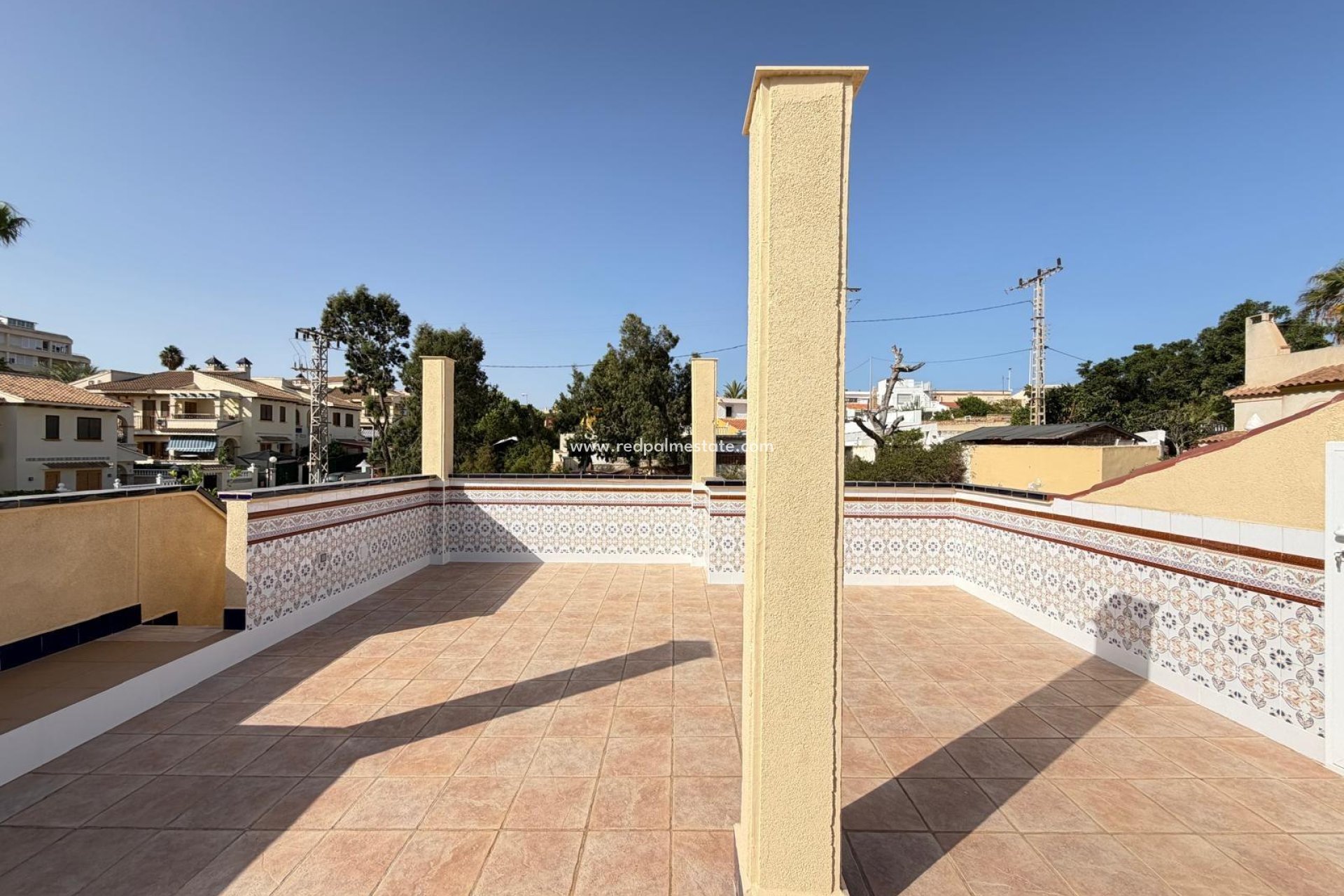 Reventa - Casa Adosada -
Torrevieja - Miramar - Torre Del Moro
