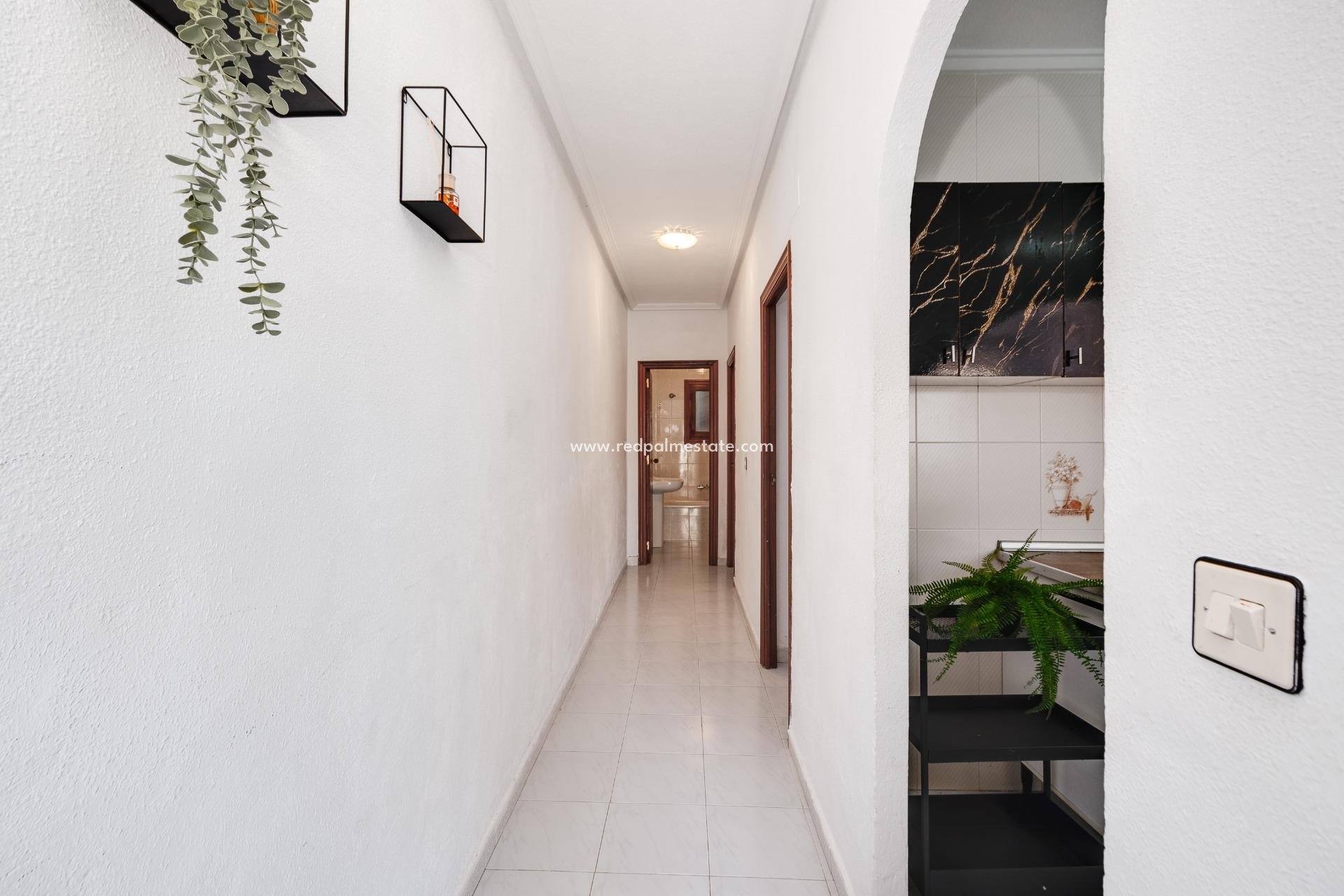 Reventa - Casa Adosada -
Torrevieja - Nueva Torrevieja - Aguas Nuevas