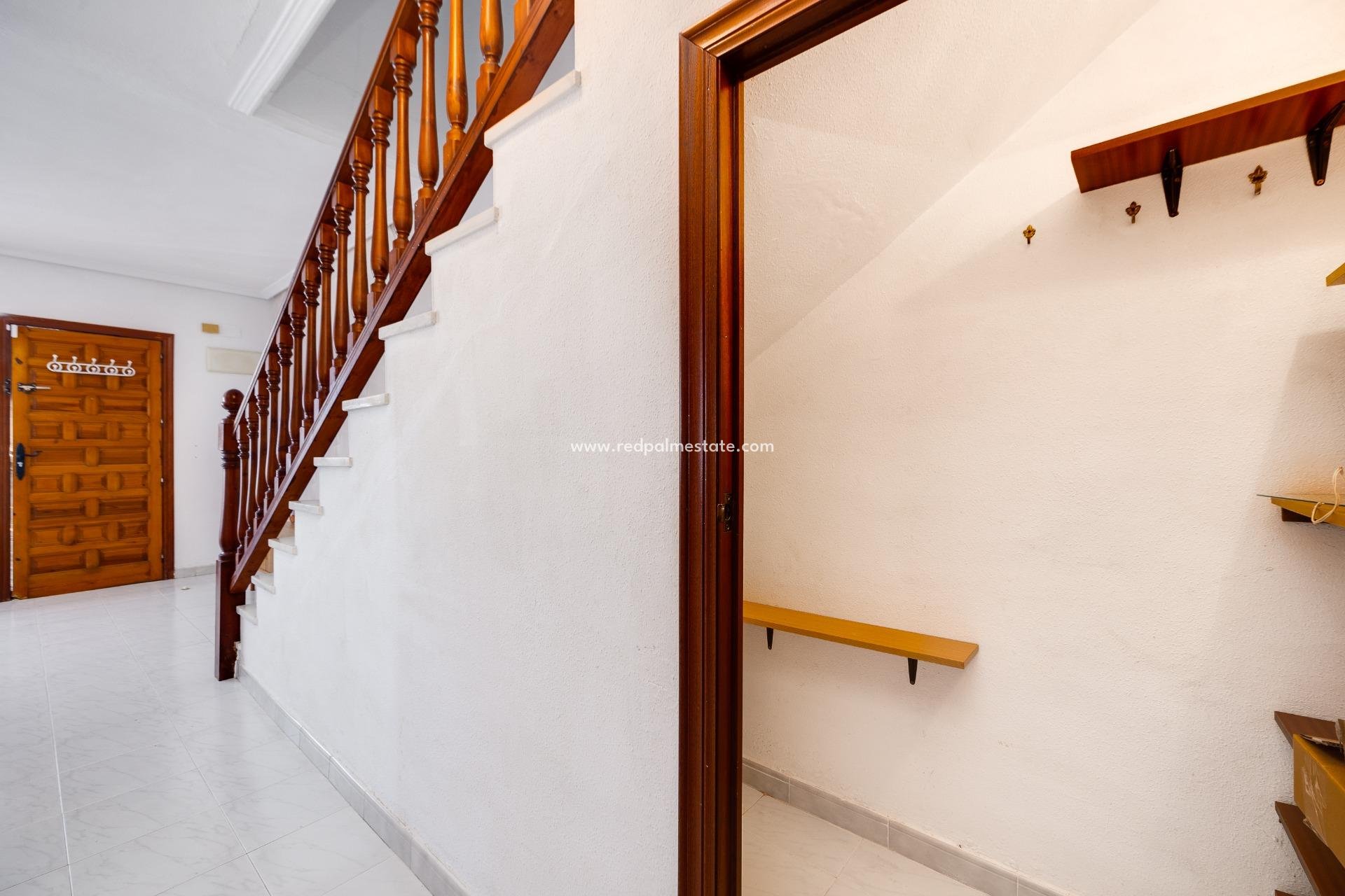 Reventa - Casa Adosada -
Torrevieja - Nueva Torrevieja - Aguas Nuevas