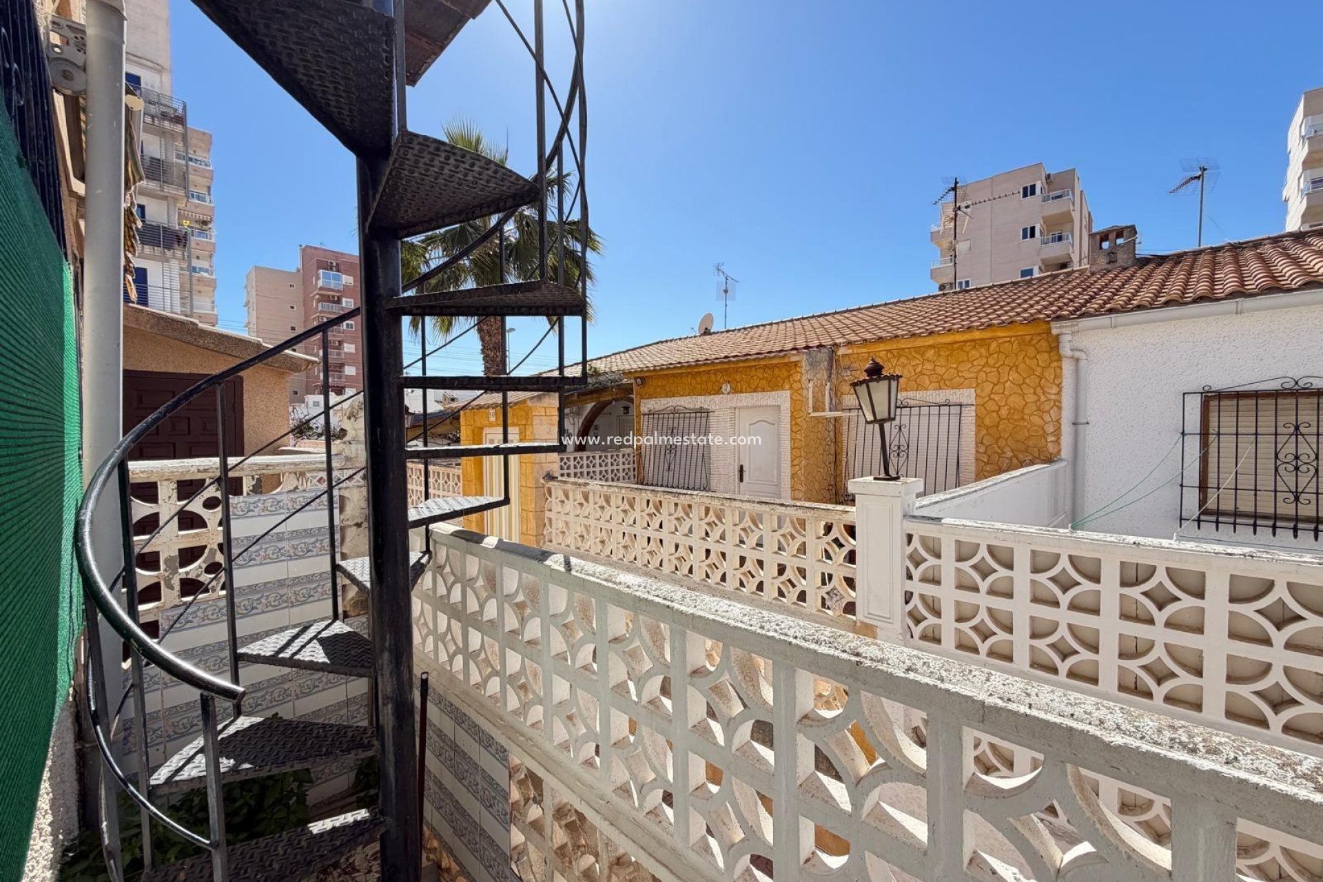 Reventa - Casa Adosada -
Torrevieja - Nueva Torrevieja - Aguas Nuevas