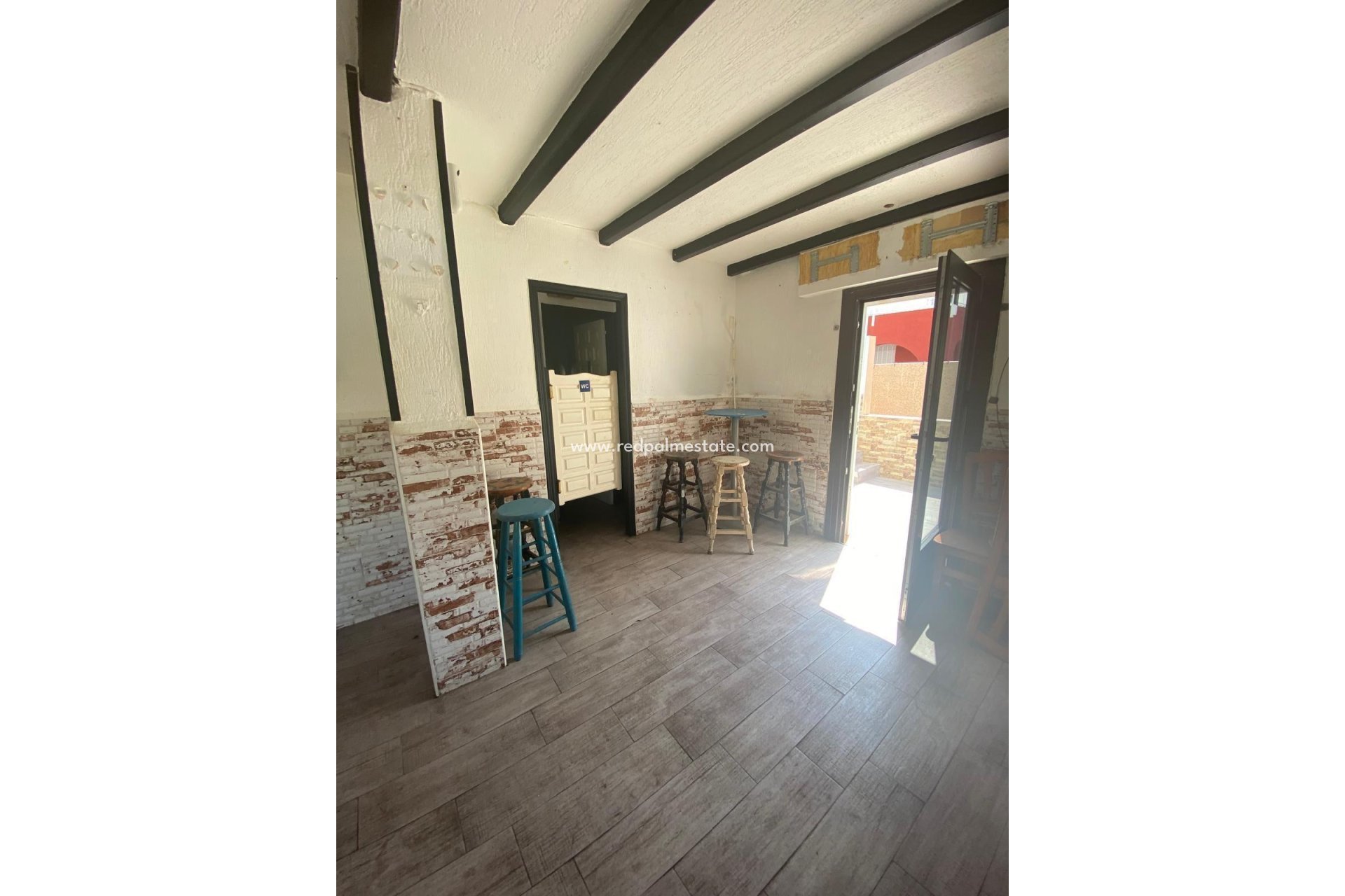 Reventa - Casa Adosada -
Torrevieja - Parque Acuático - Sector 25