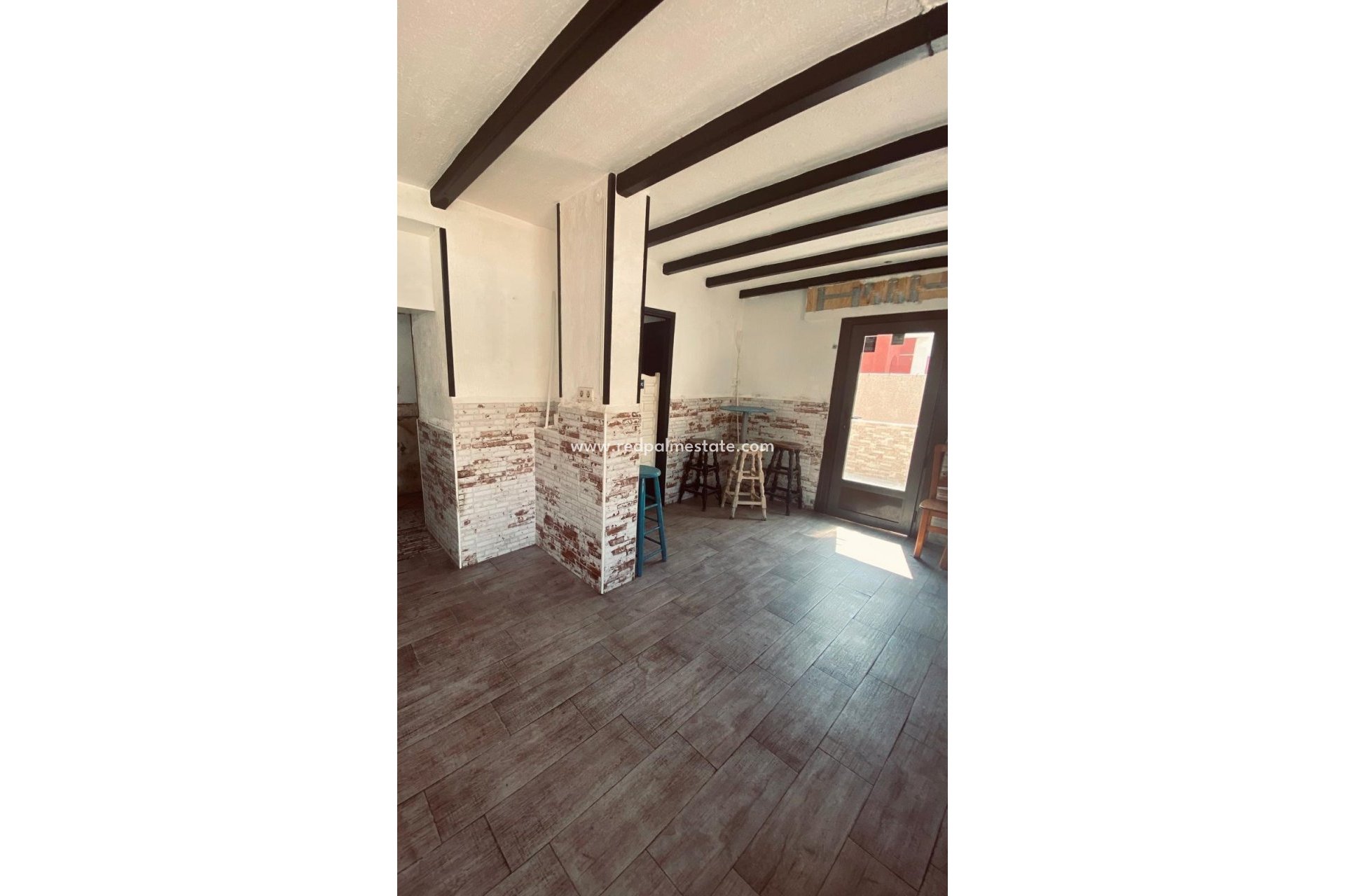 Reventa - Casa Adosada -
Torrevieja - Parque Acuático - Sector 25