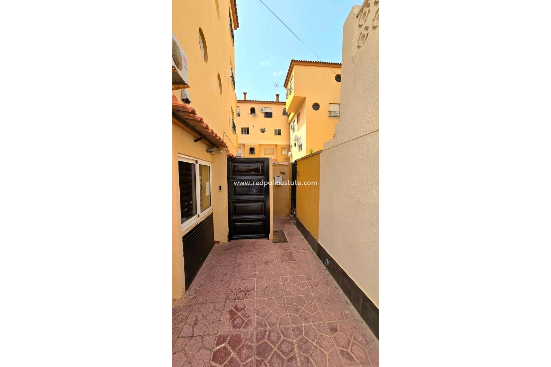 Reventa - Casa Adosada -
Torrevieja - Playa del Cura