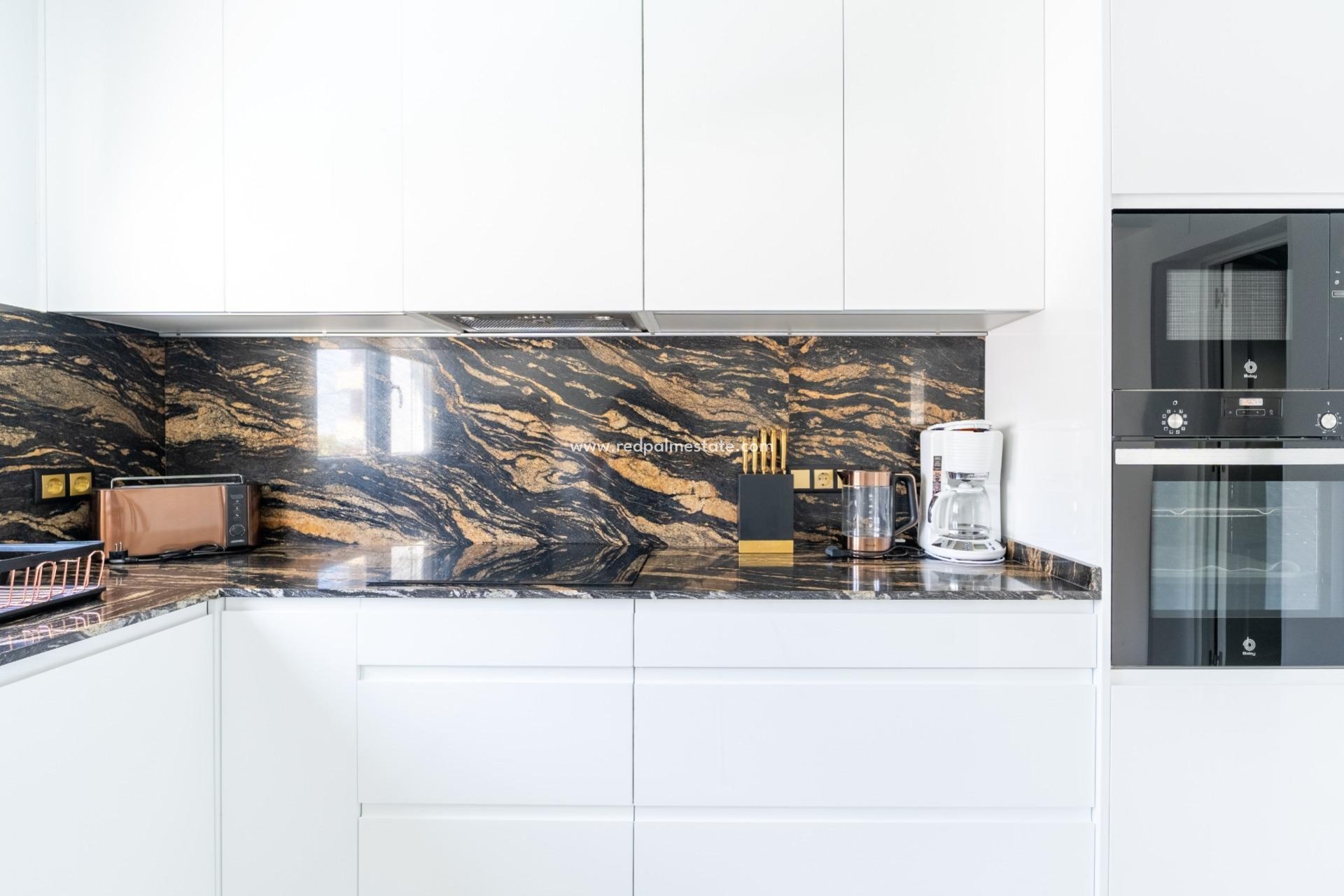 Reventa - Casa Adosada -
Torrevieja - Punta prima