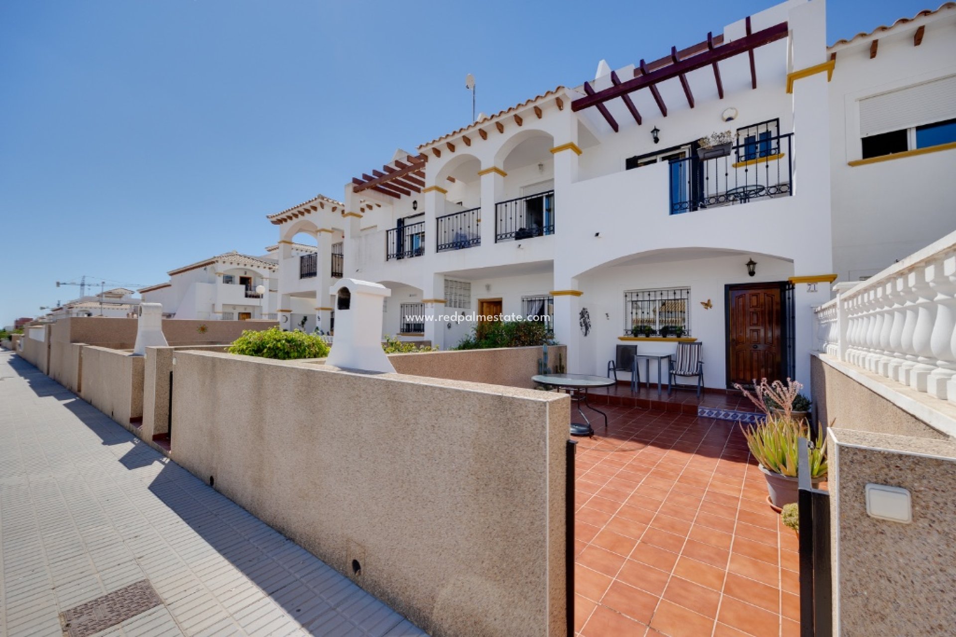 Reventa - Casa Adosada -
Torrevieja - Punta prima