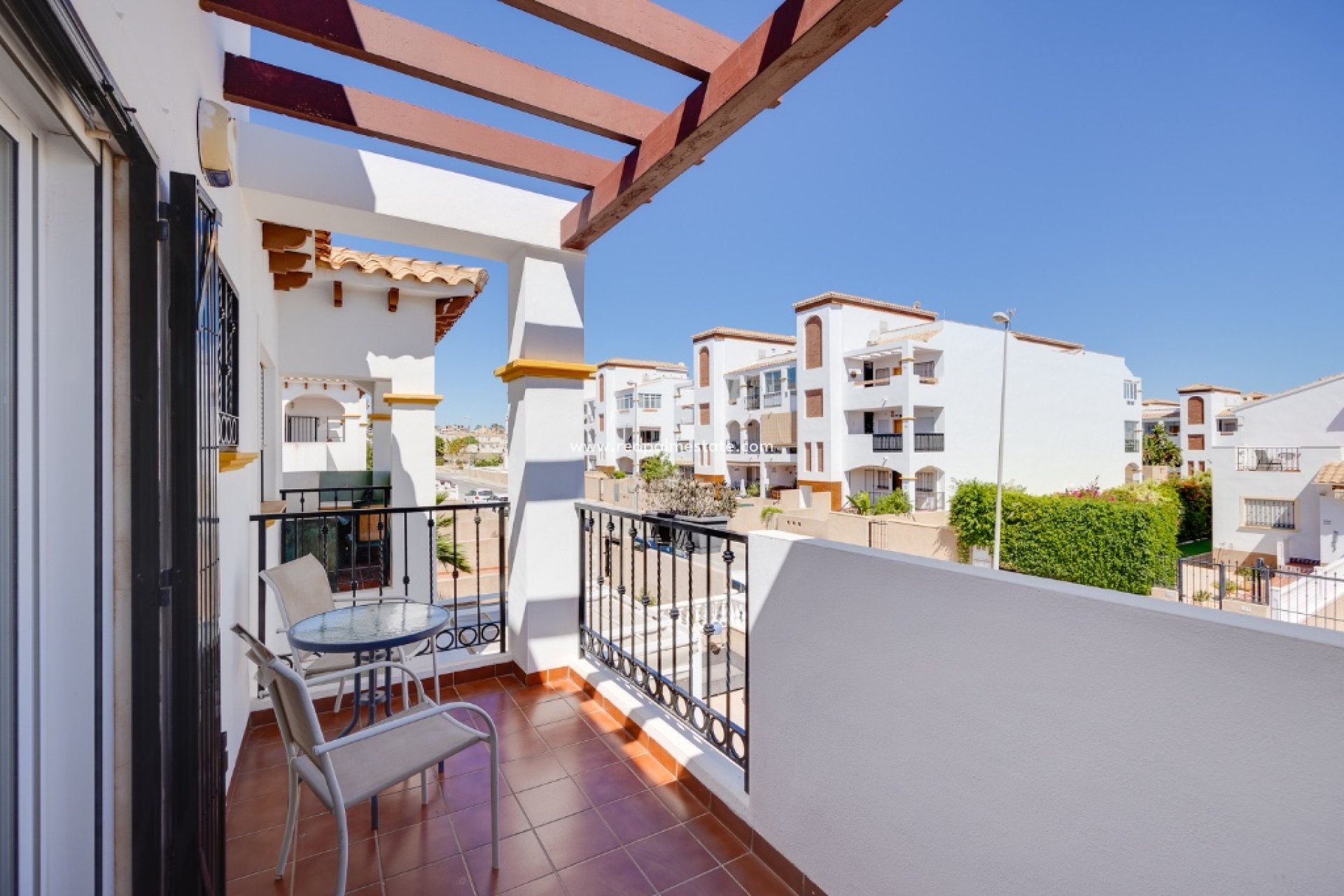 Reventa - Casa Adosada -
Torrevieja - Punta prima