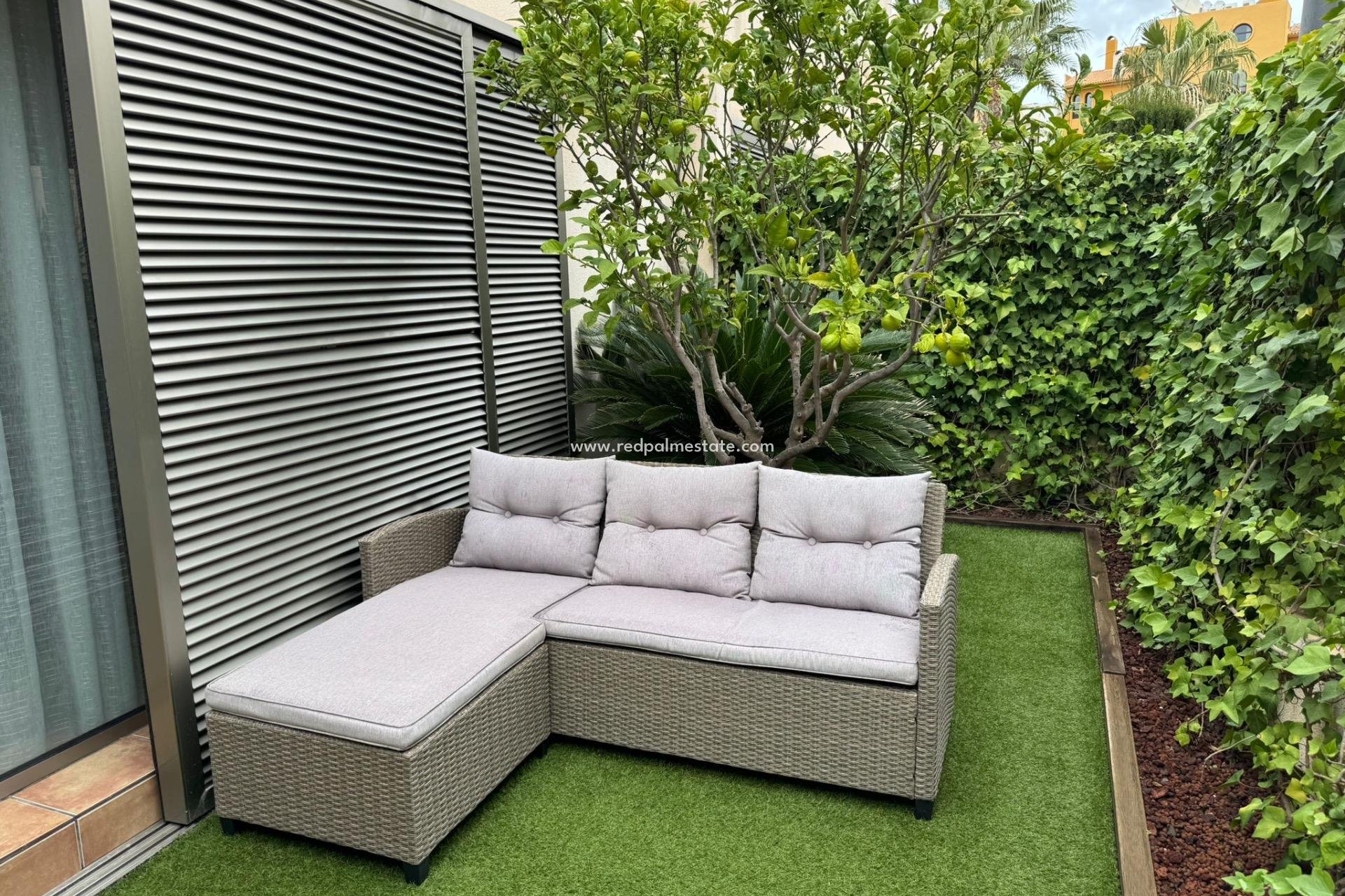 Reventa - Casa Adosada -
Torrevieja - Punta prima