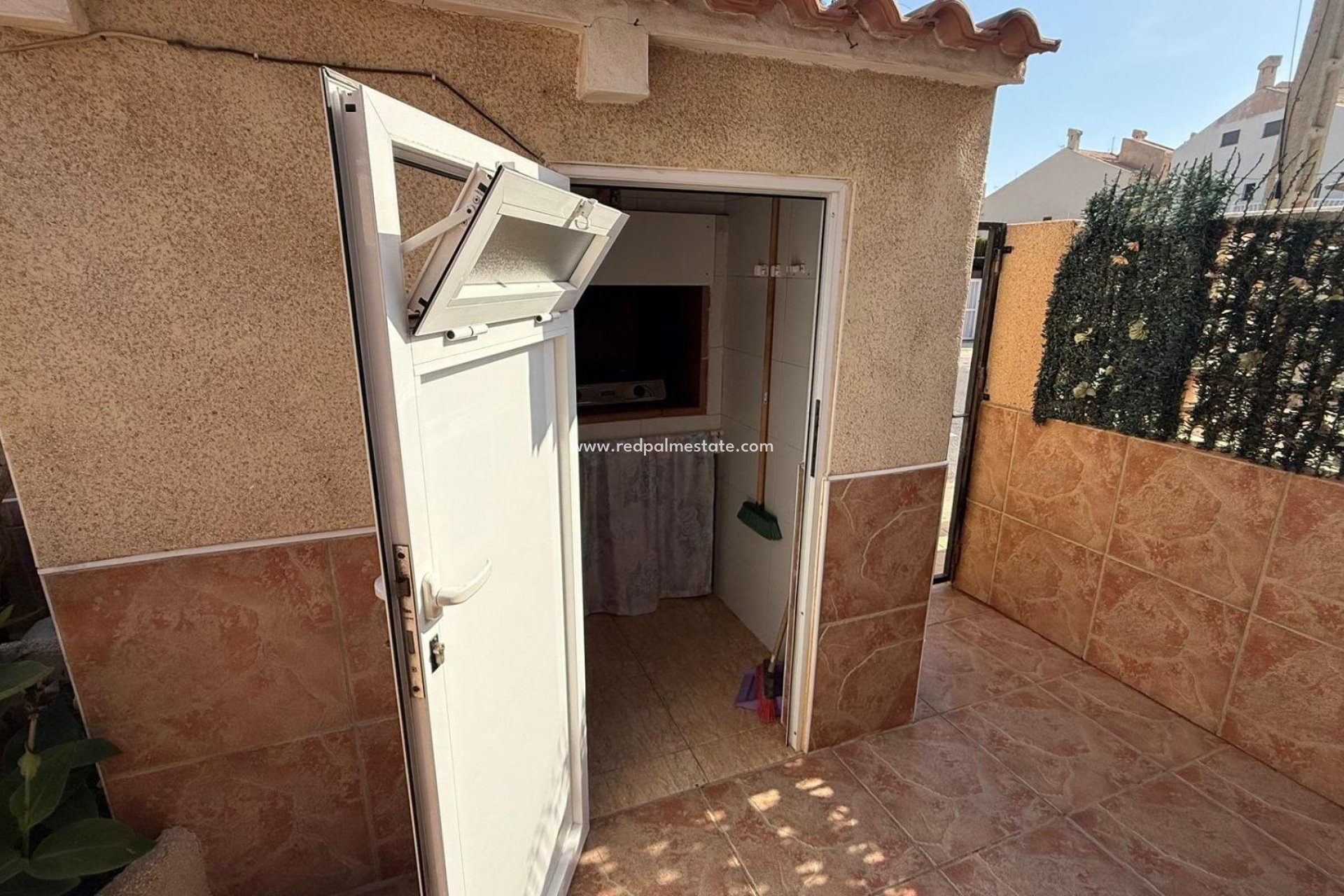 Reventa - Casa Adosada -
Torrevieja - Rosaleda-los frutales