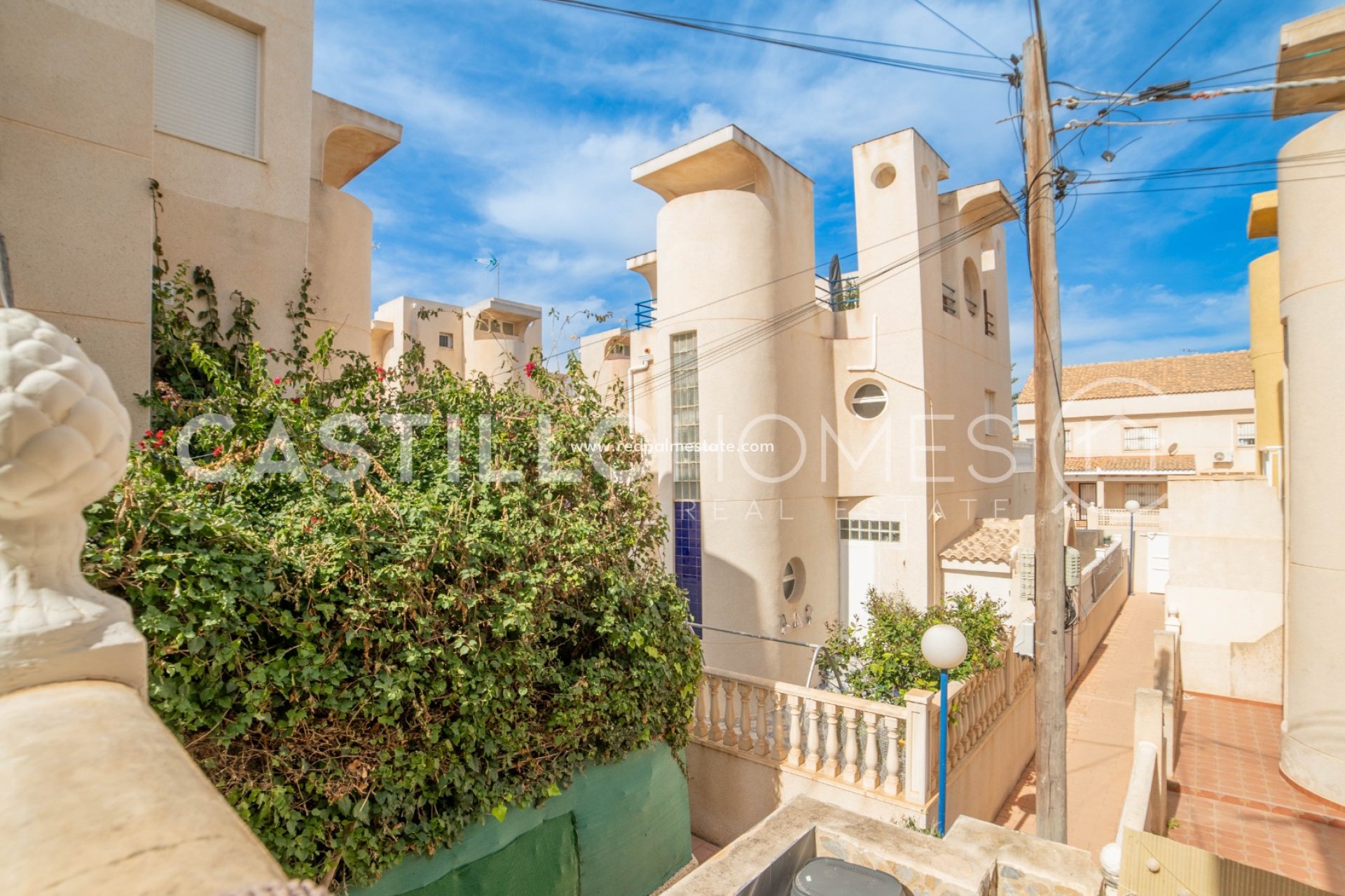 Reventa - Casa Adosada -
Torrevieja - Rosaleda-los frutales