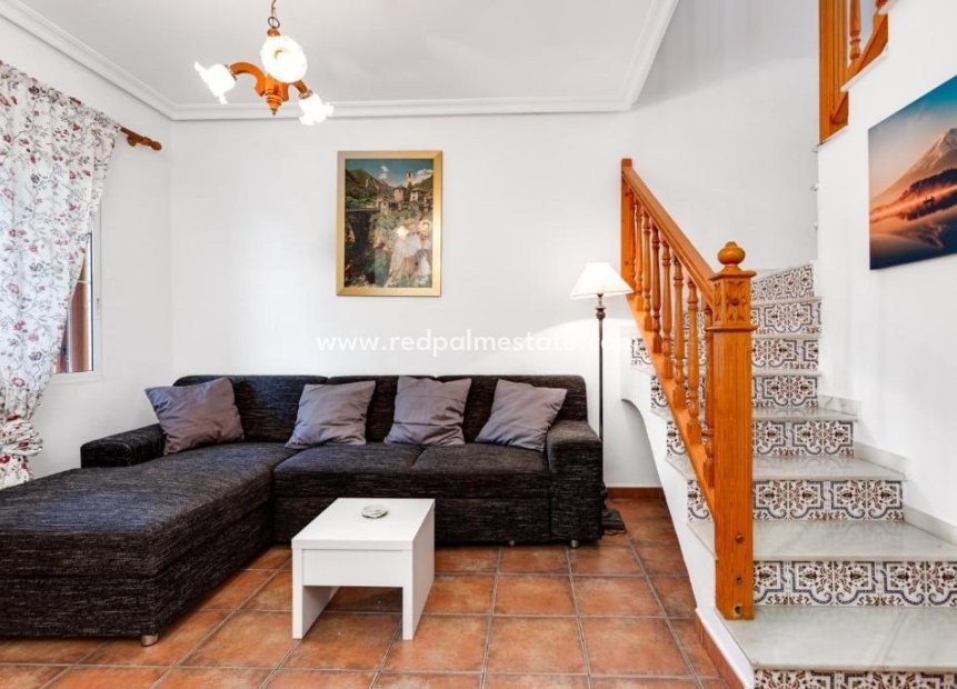 Reventa - Casa Adosada -
Torrevieja - Torre la mata