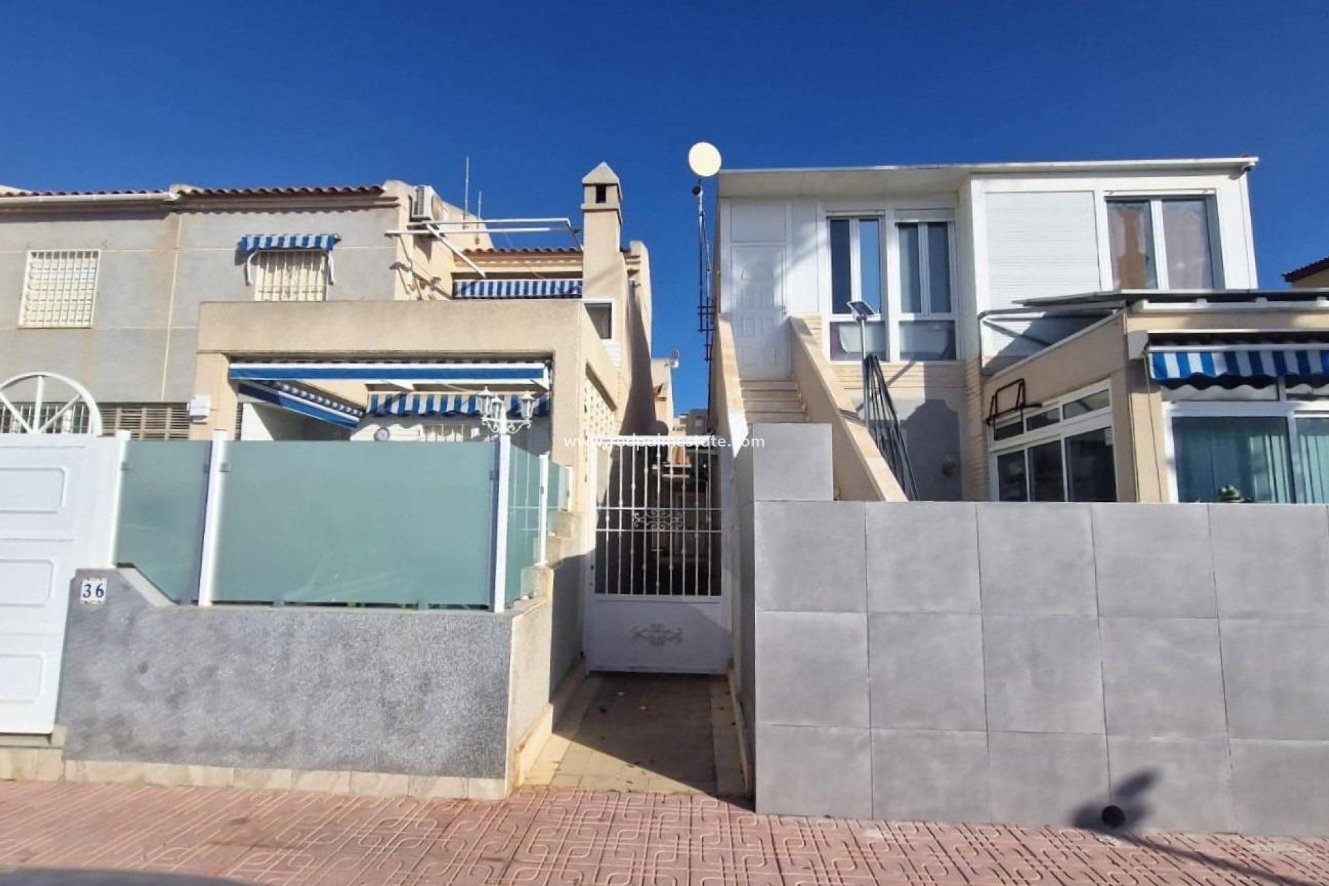 Reventa - Casa Adosada -
Torrevieja - Torreblanca