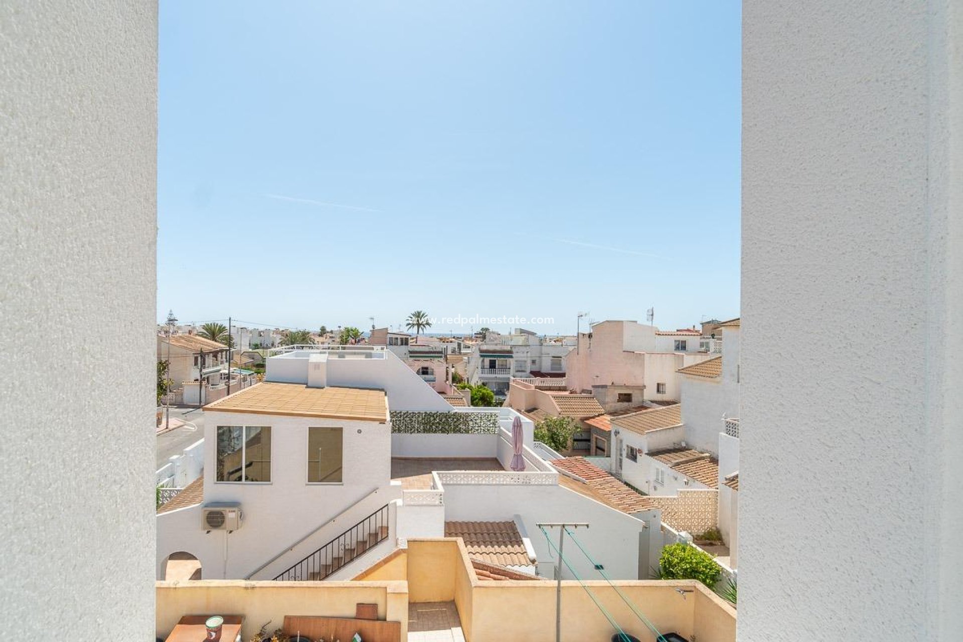 Reventa - Casa adosada -
Torrevieja