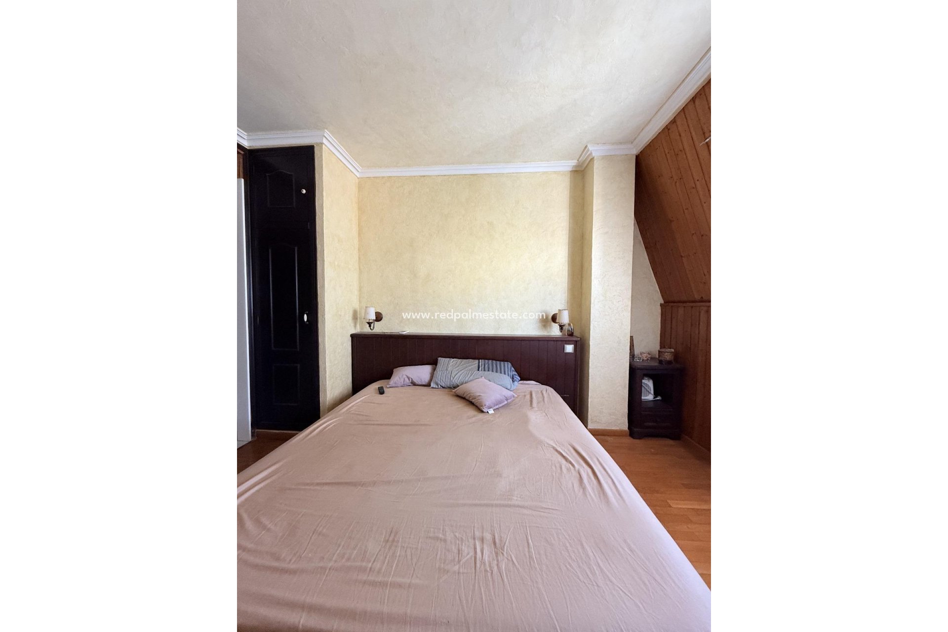 Reventa - Casa Adosada -
Torrevieja