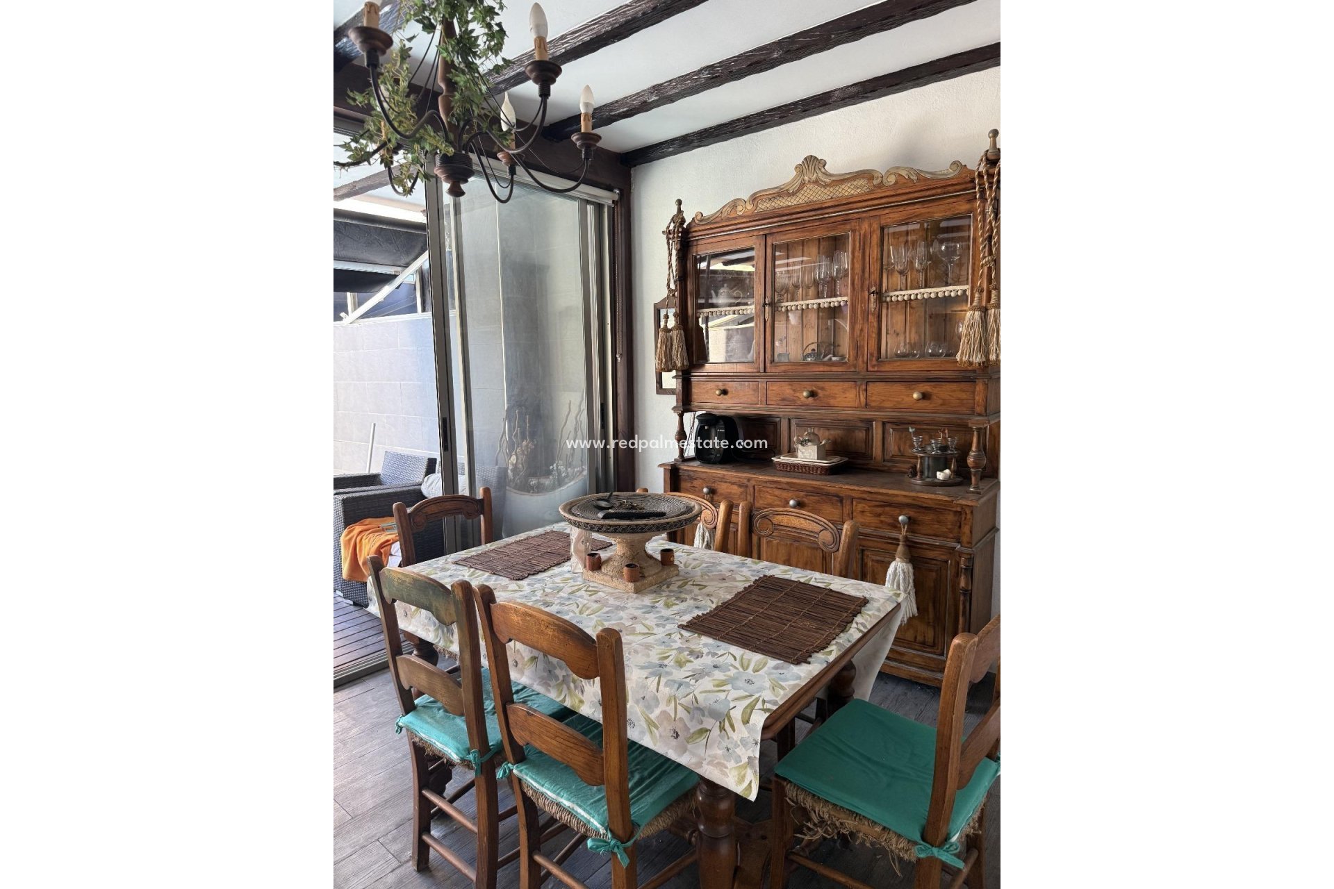 Reventa - Casa Adosada -
Torrevieja