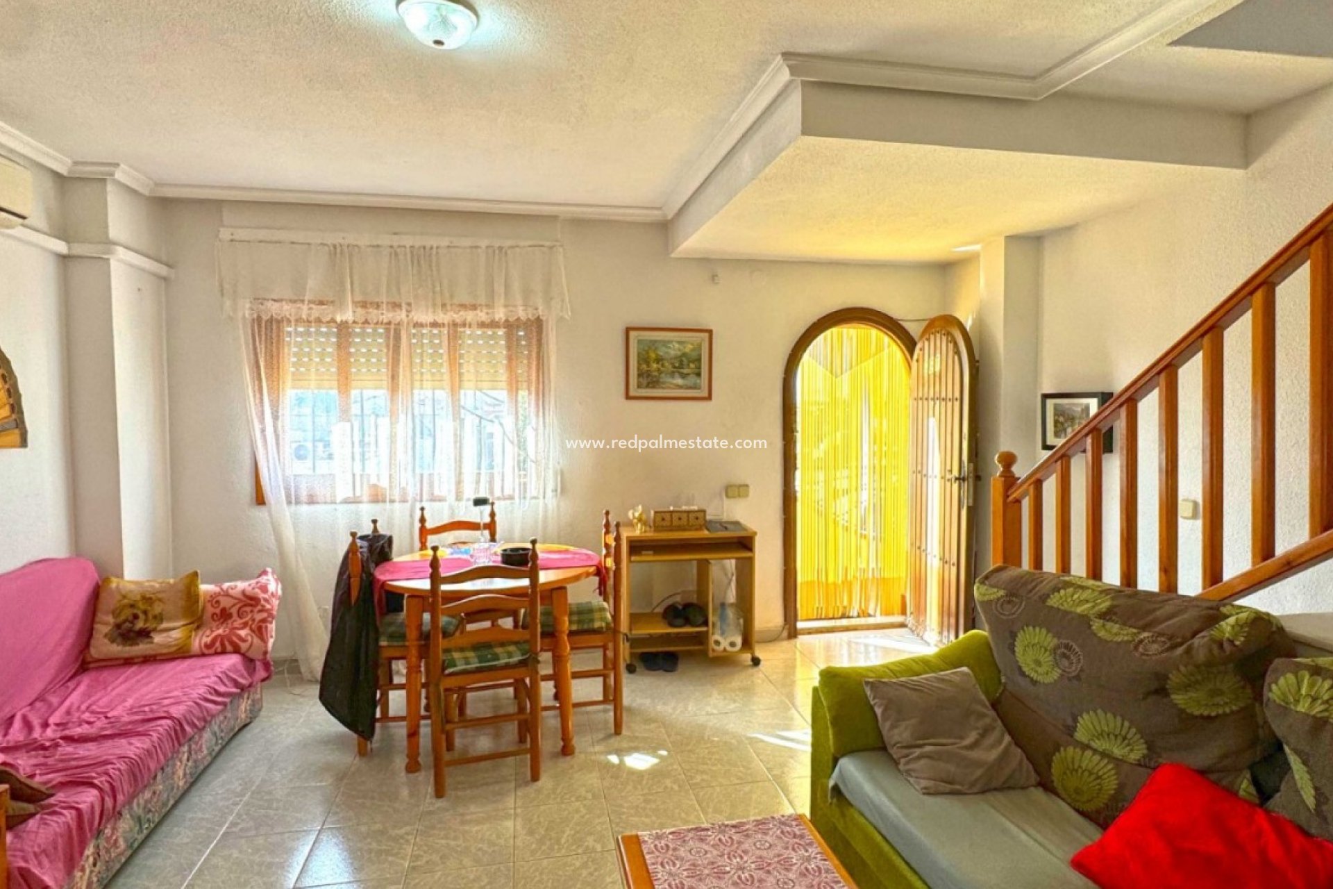 Reventa - Casa Adosada -
Torrevieja