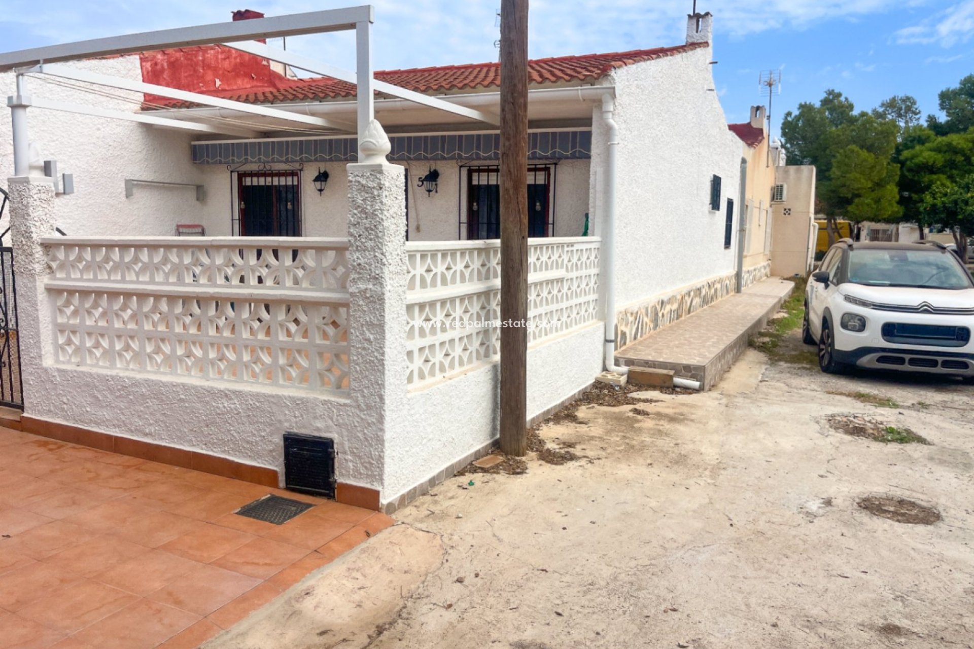 Reventa - Casa Adosada -
Torrevieja