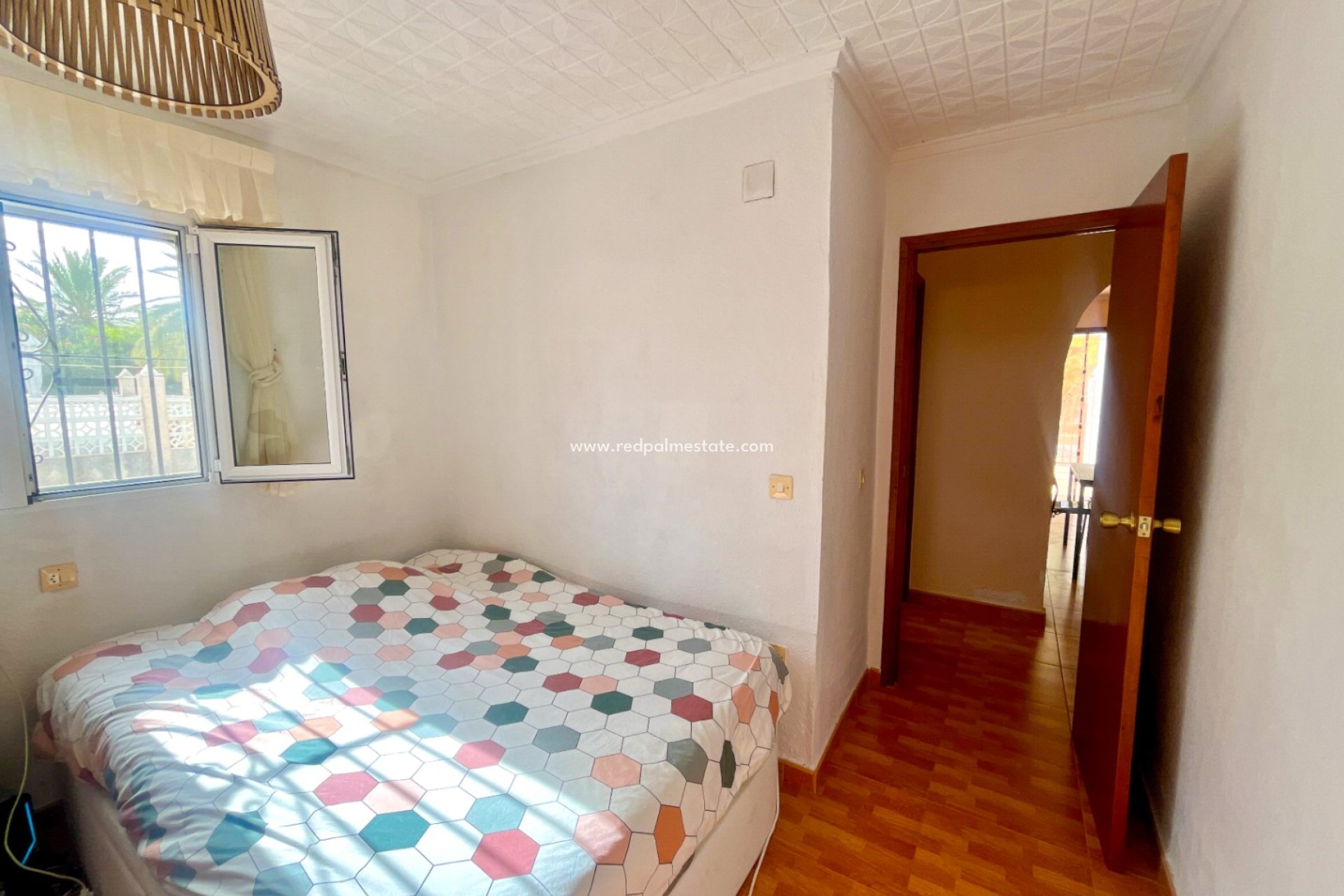 Reventa - Casa Adosada -
Torrevieja