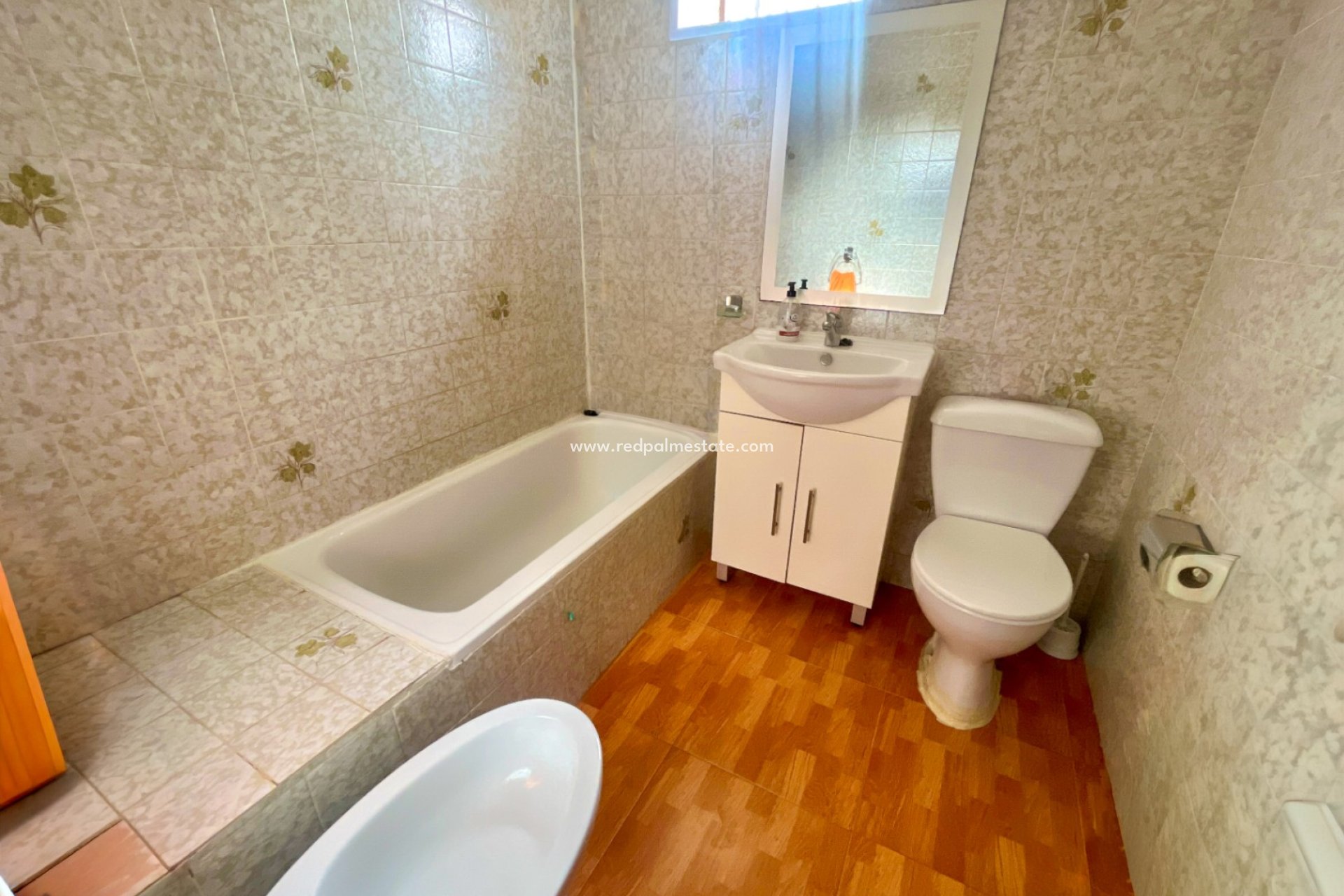 Reventa - Casa Adosada -
Torrevieja