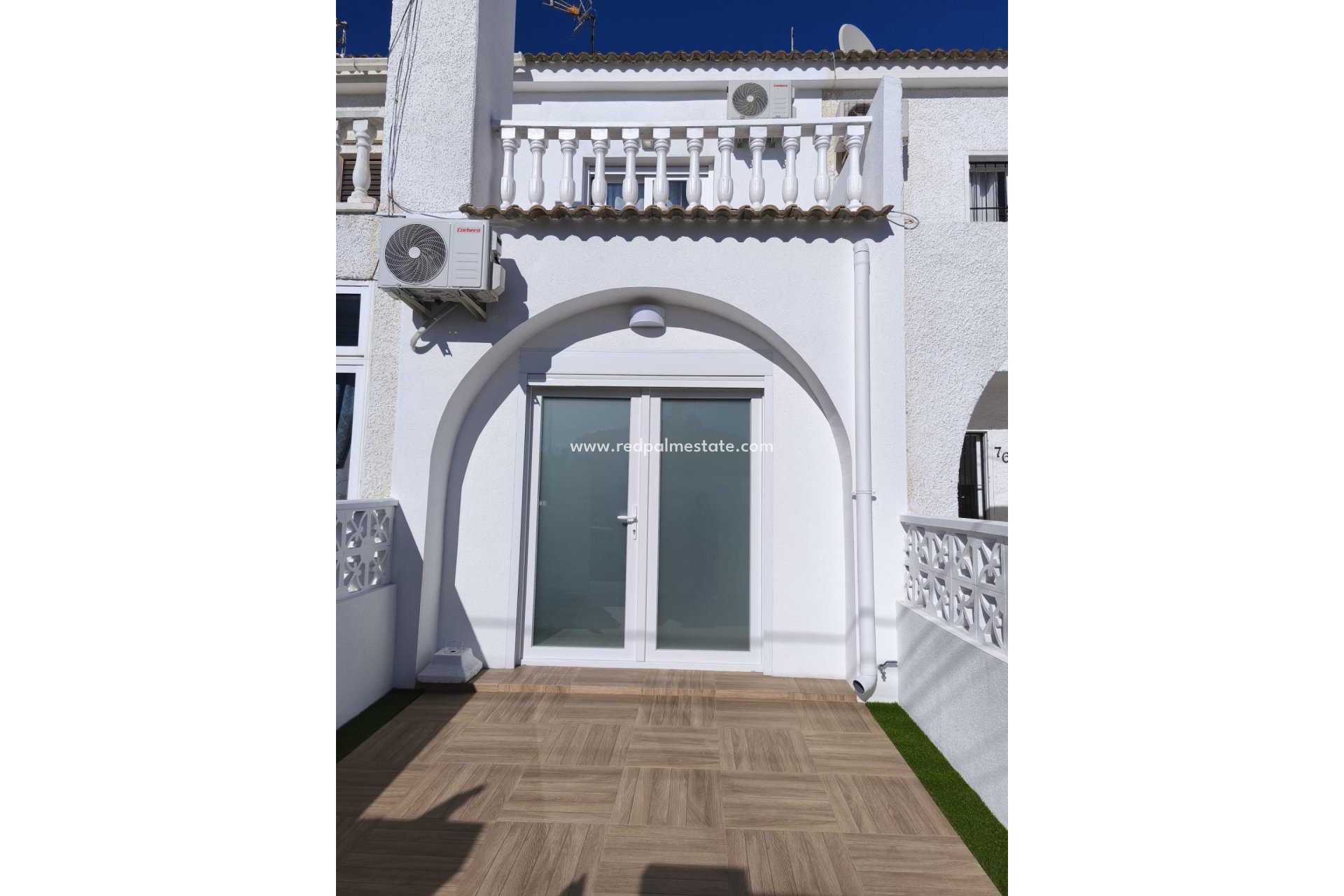 Reventa - Casa Adosada -
Torrevieja