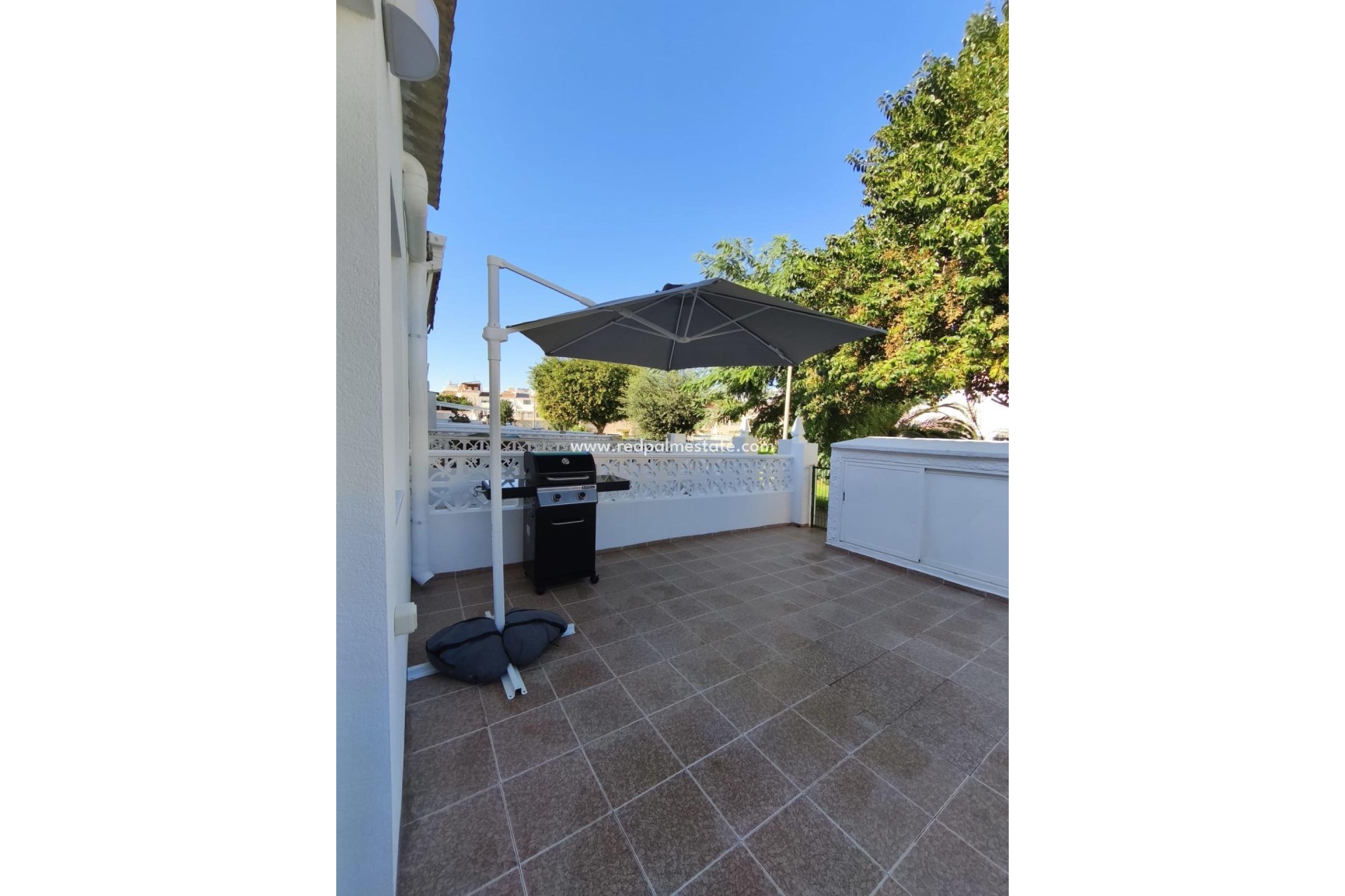 Reventa - Casa Adosada -
Torrevieja